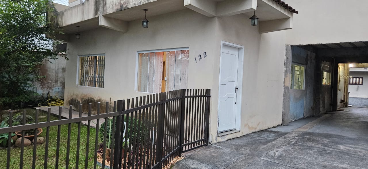 CASA PARA LOCAÇÃO - COSTA E SILVA