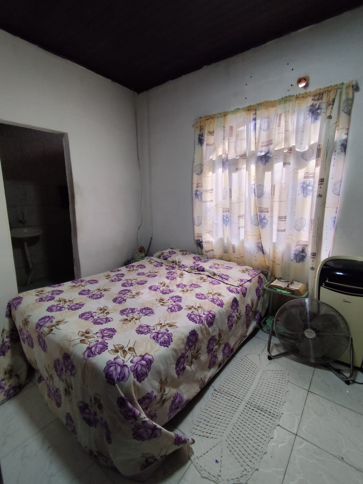 CASA A VENDA - BAIRRO COSTA E SILVA