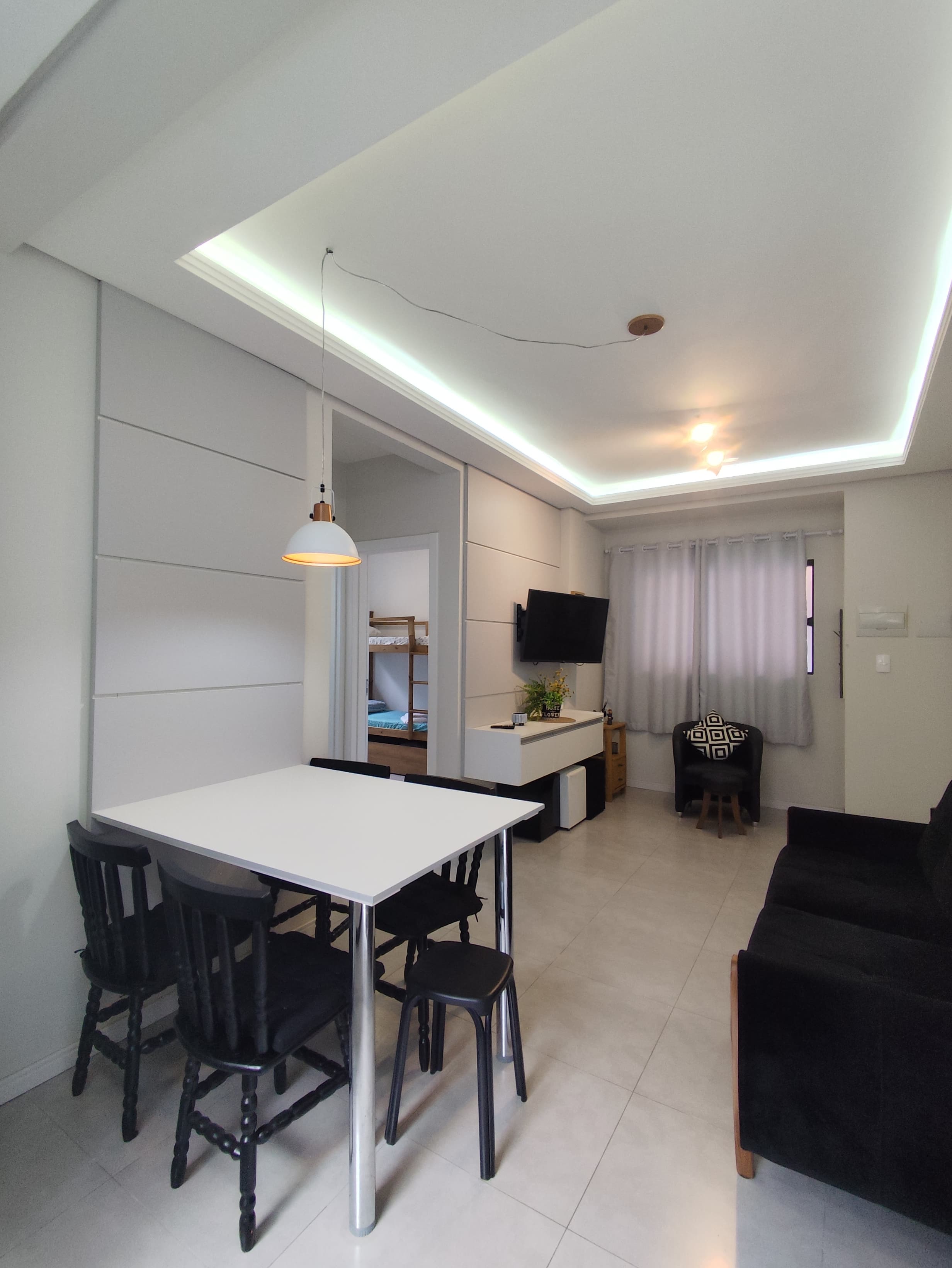 APARTAMENTO MOBILIADO  A VENDA, NO COSTA E SILVA