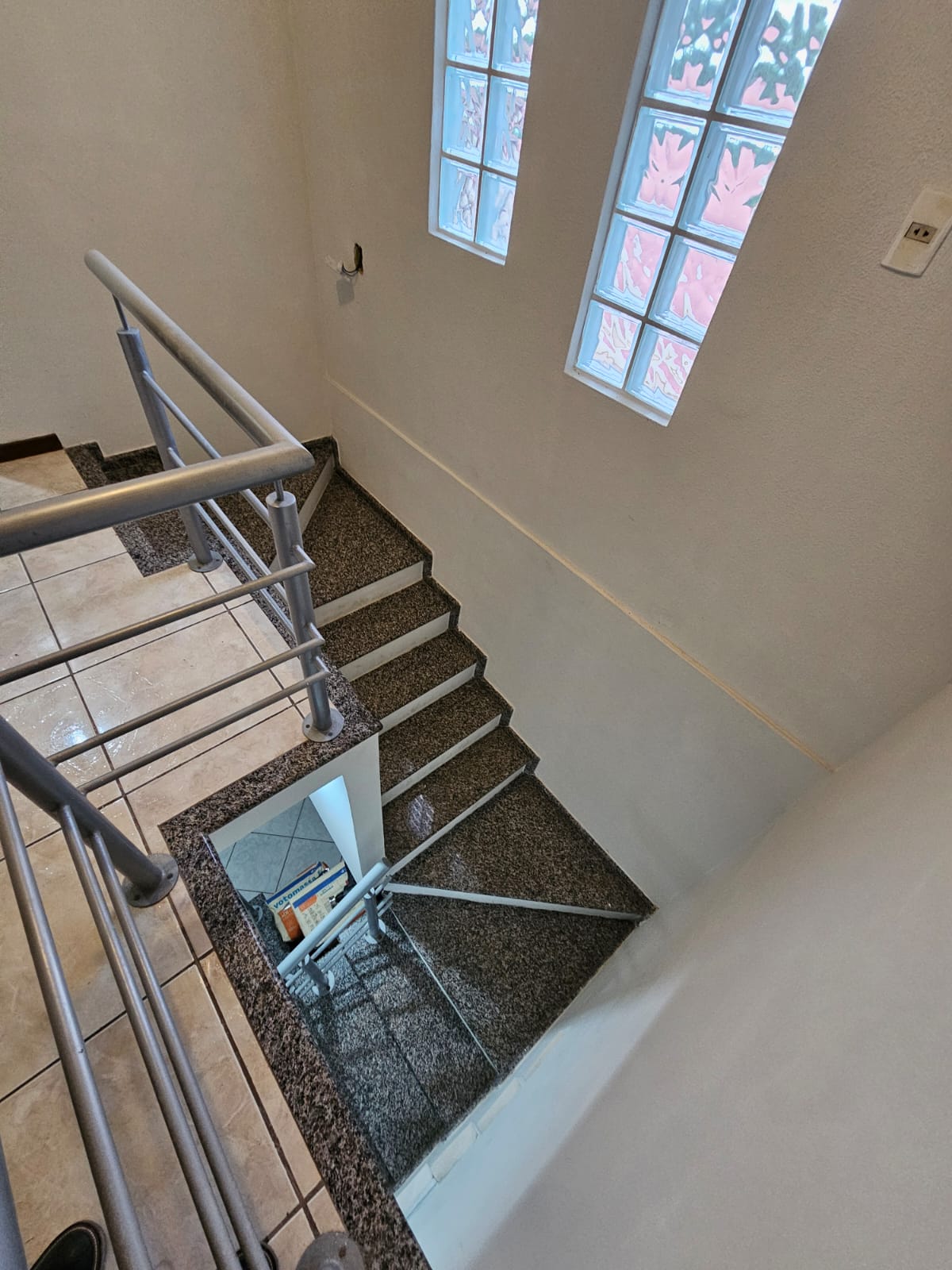 APARTAMENTO PARA LOCAÇÃO DE 3 MESES - COSTA E SILVA