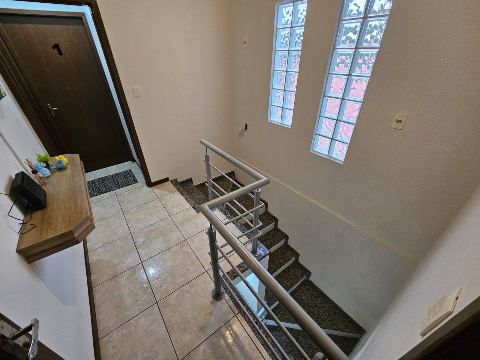 APARTAMENTO PARA LOCAÇÃO DE 3 MESES - COSTA E SILVA