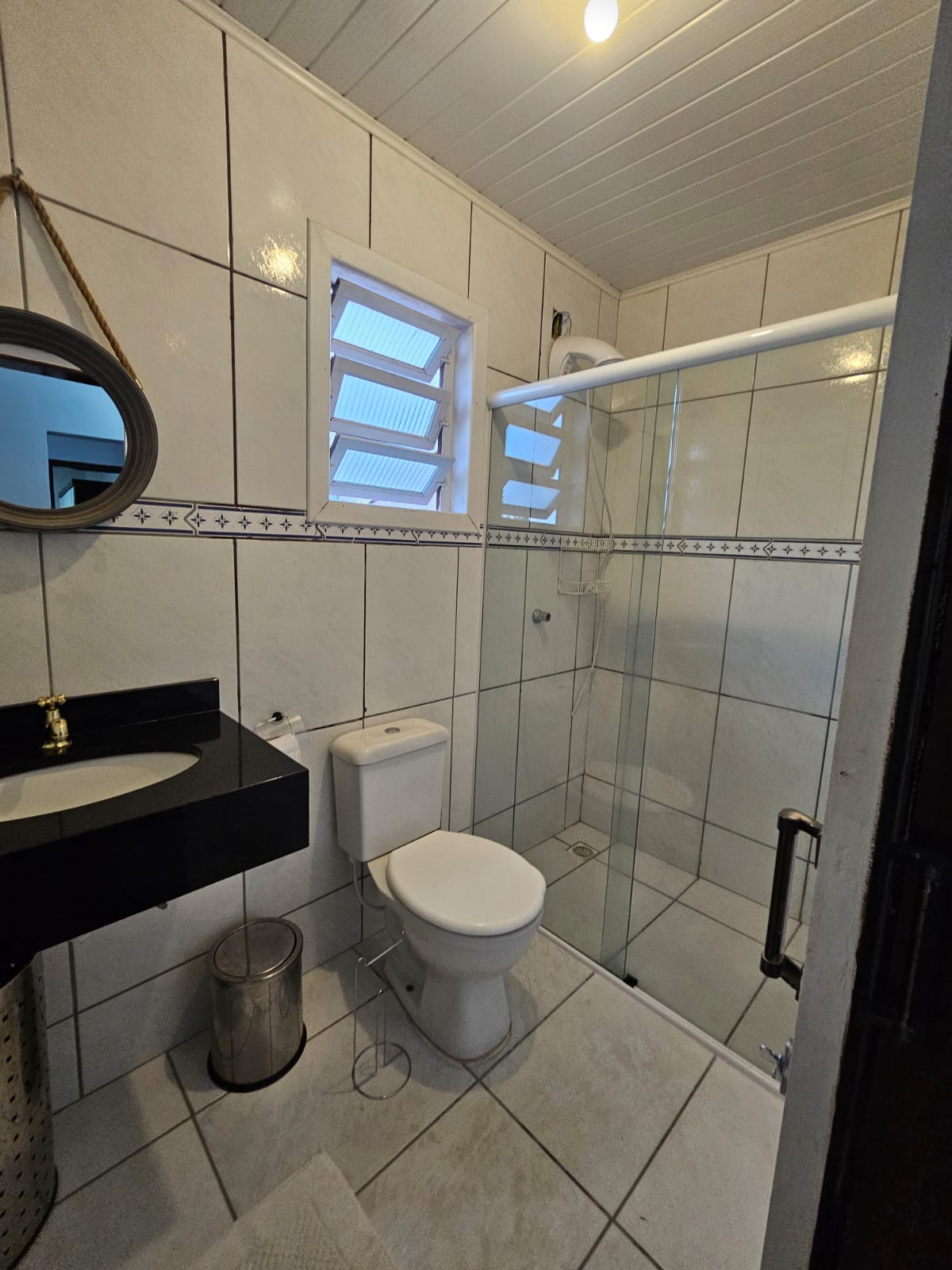 APARTAMENTO PARA LOCAÇÃO DE 3 MESES - COSTA E SILVA