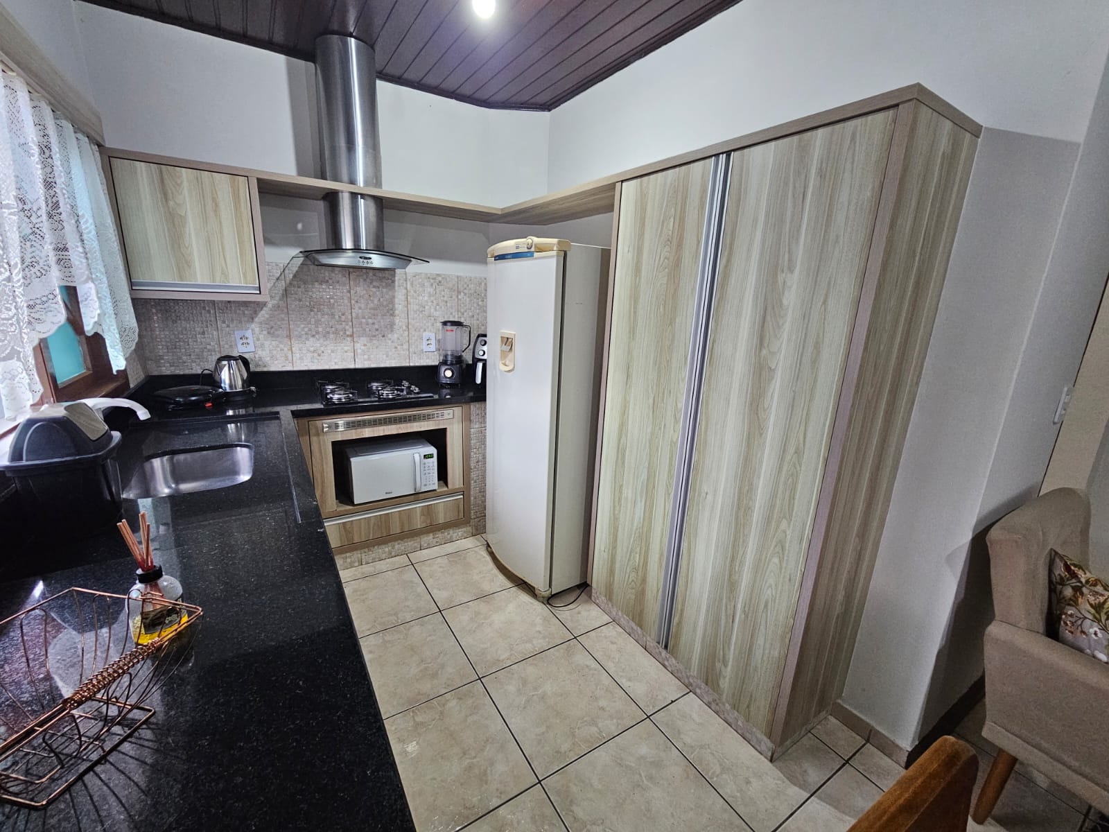 APARTAMENTO PARA LOCAÇÃO DE 3 MESES - COSTA E SILVA