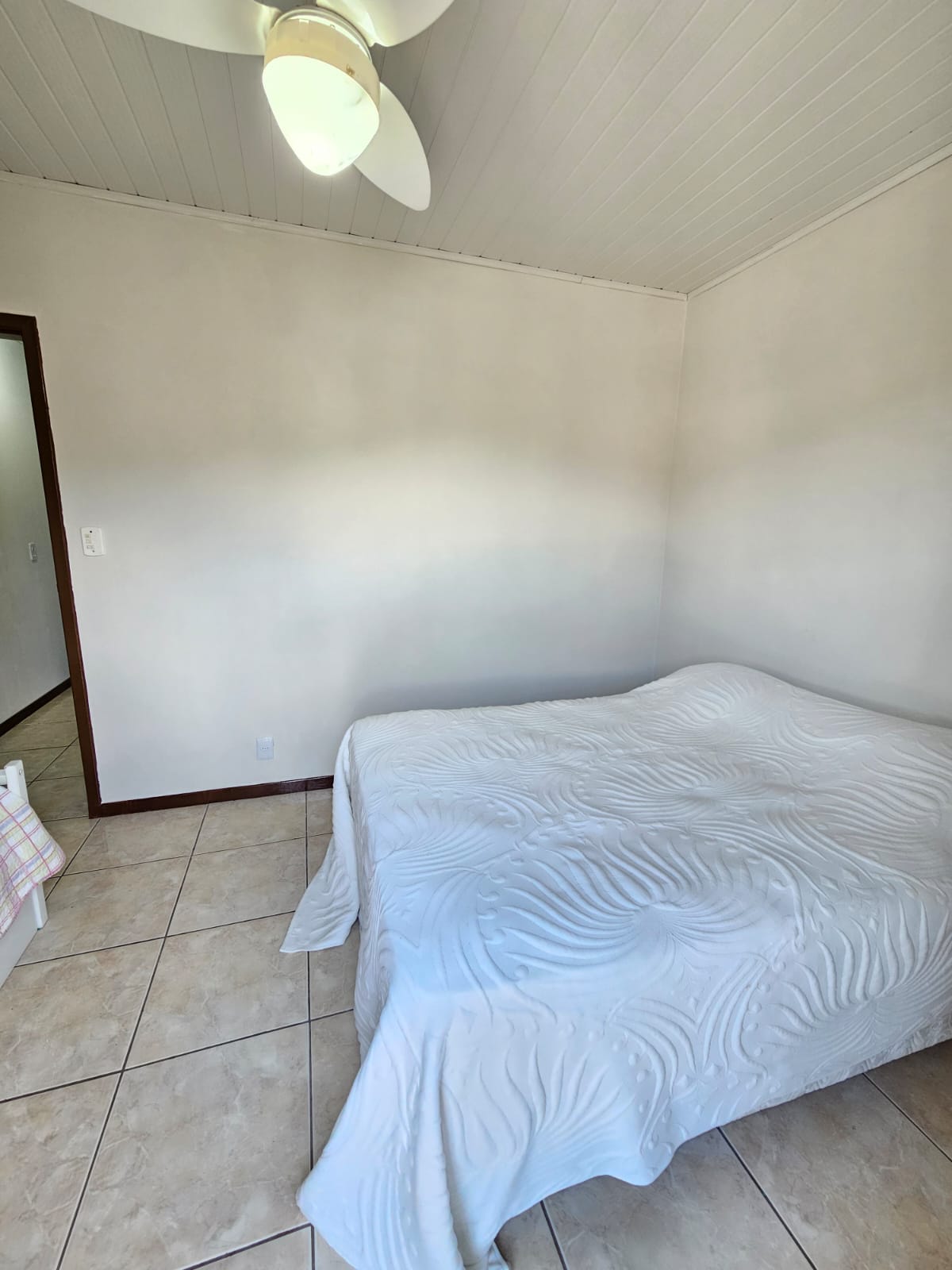 APARTAMENTO PARA LOCAÇÃO DE 3 MESES - COSTA E SILVA