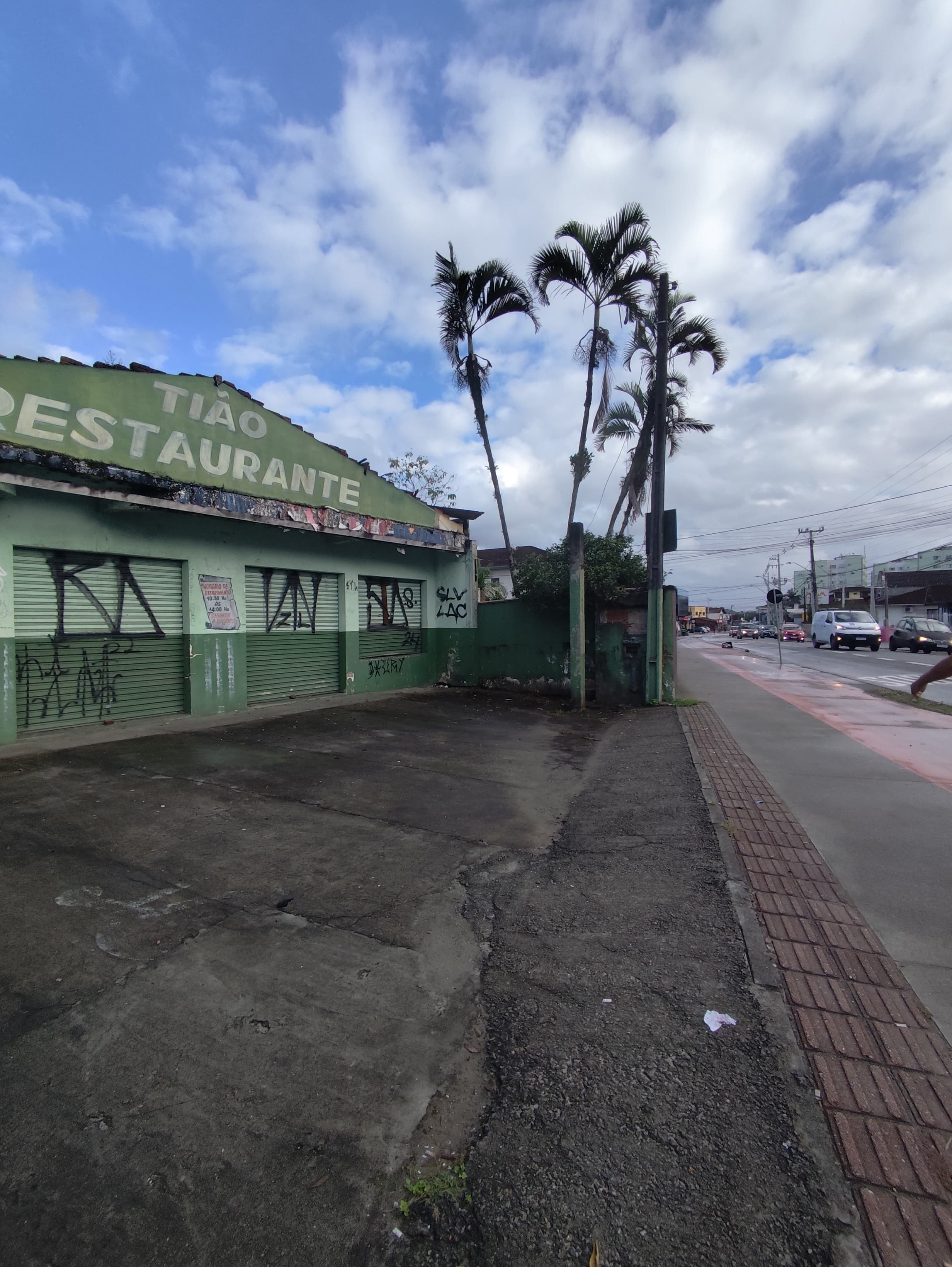 SALA COMERCIAL DE ESQUINA Á VENDA - BOA VISTA