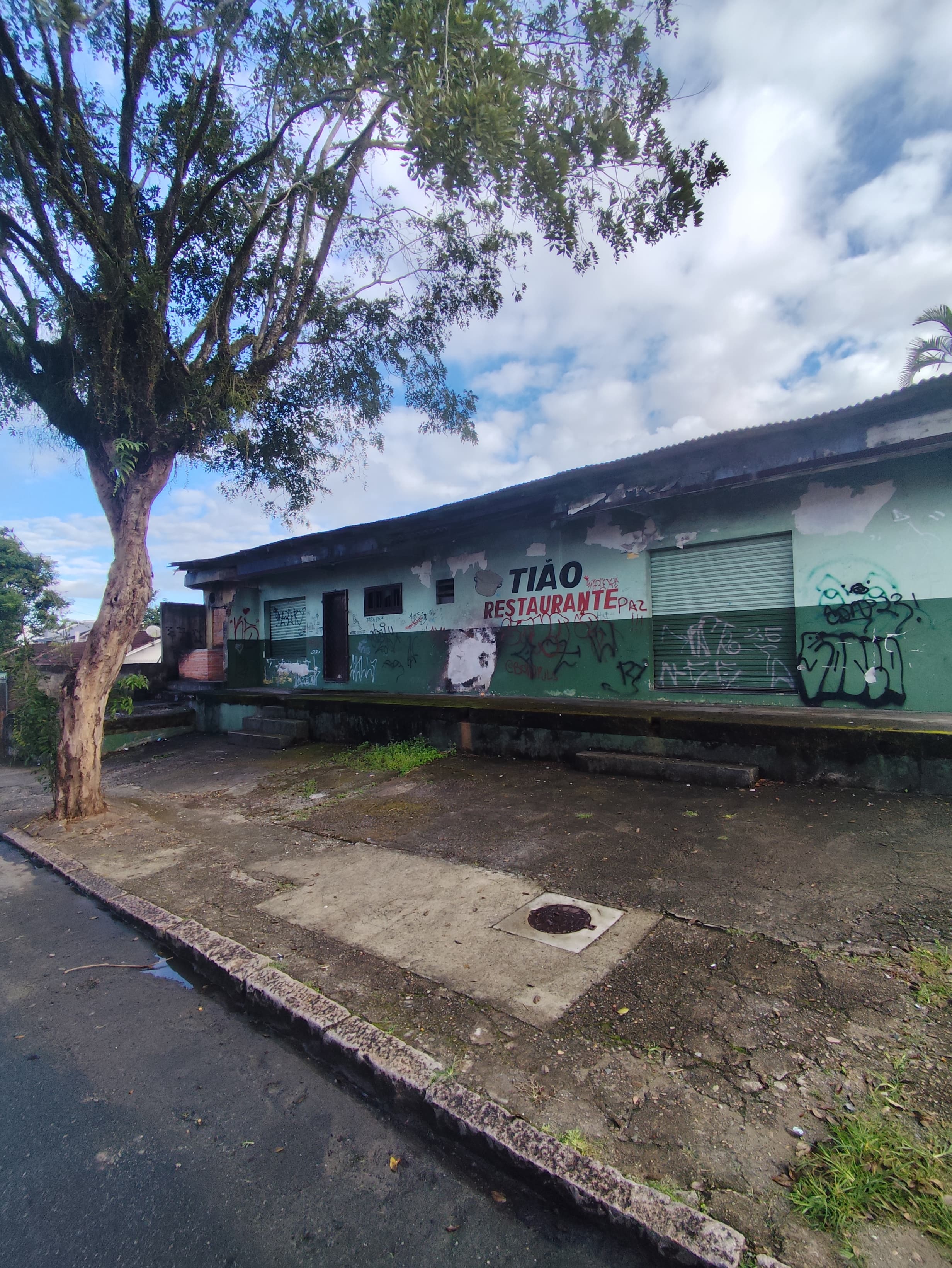 SALA COMERCIAL DE ESQUINA Á VENDA - BOA VISTA
