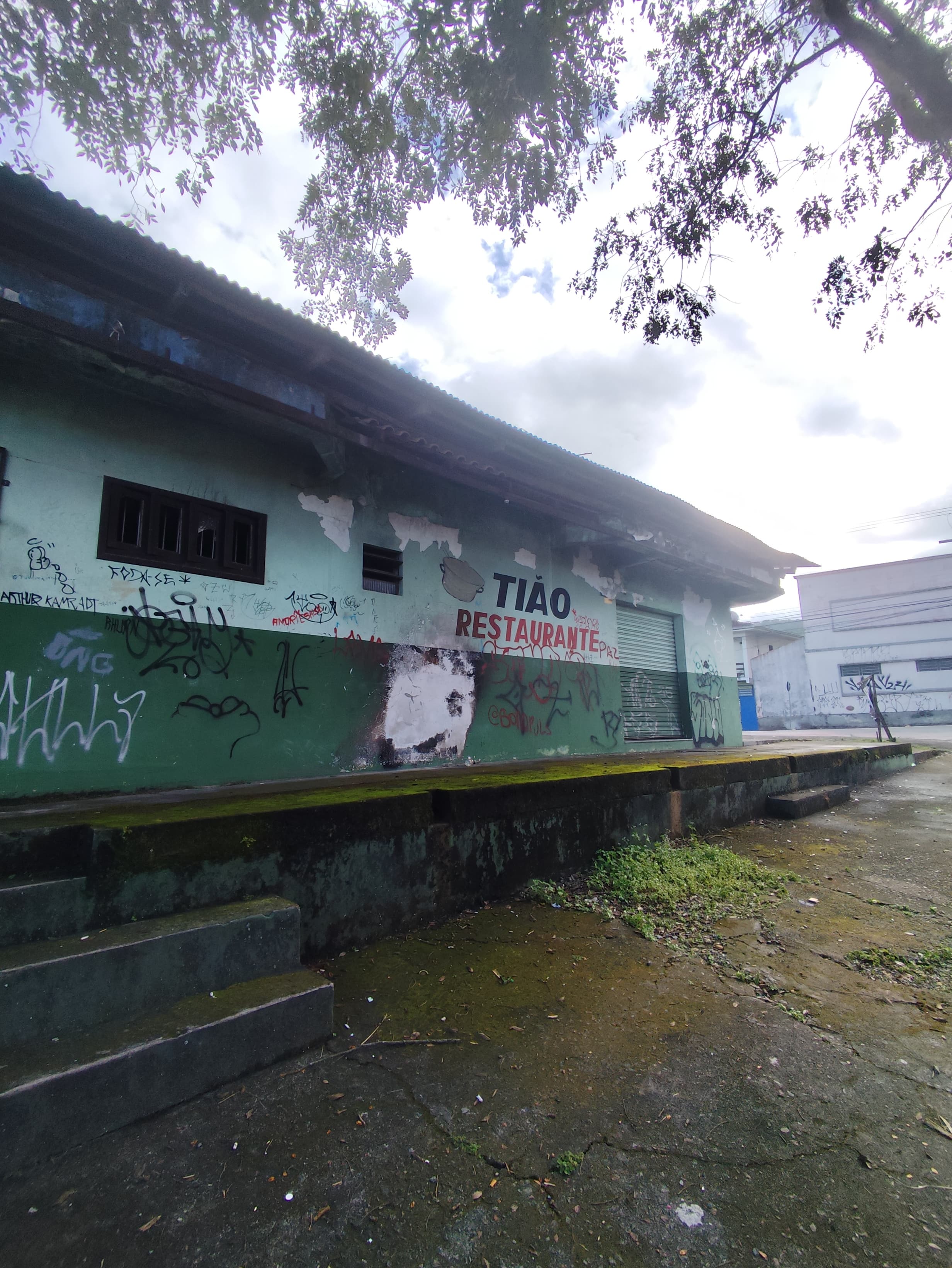 SALA COMERCIAL DE ESQUINA Á VENDA - BOA VISTA
