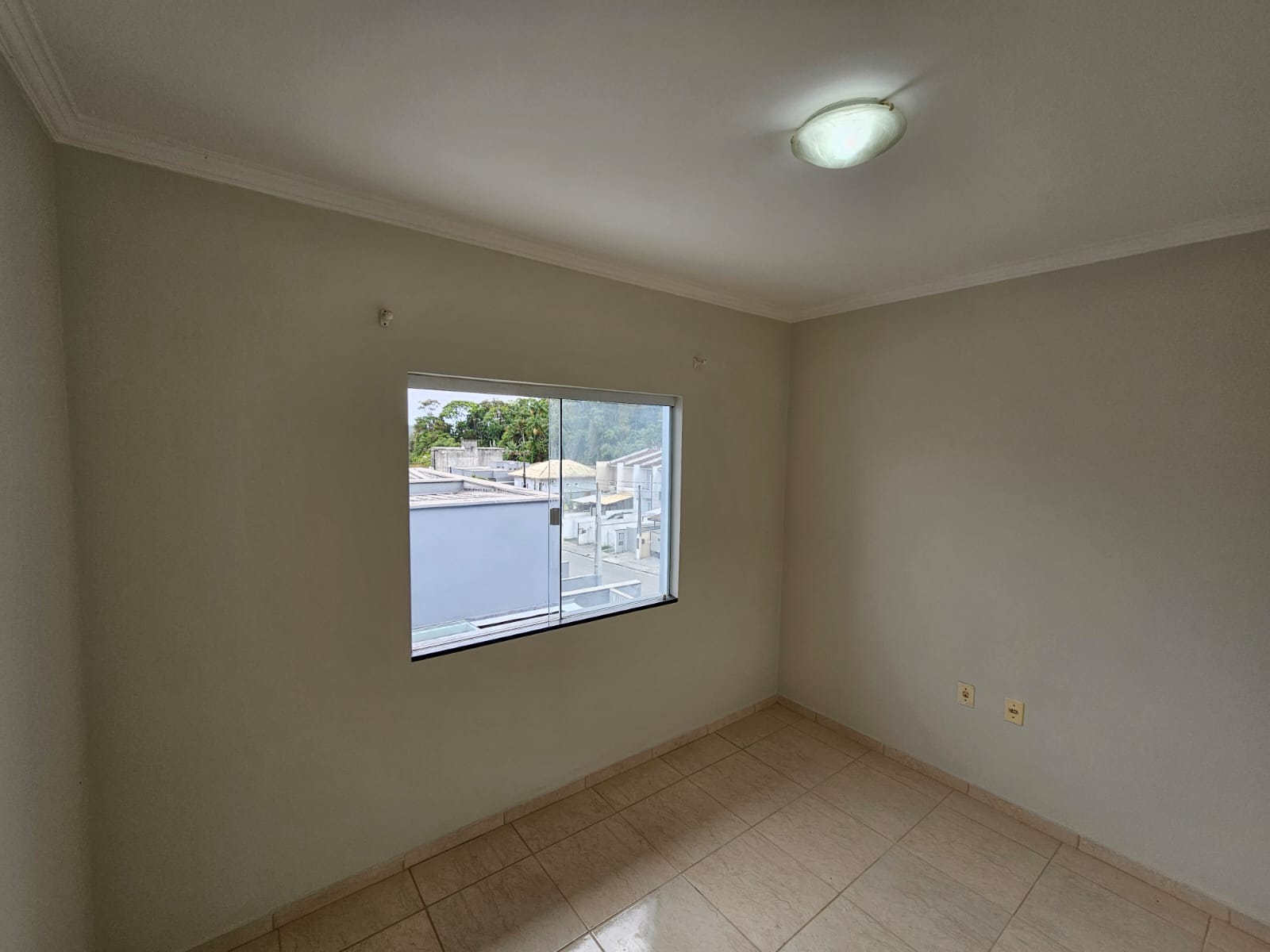 GEMINADO PARA LOCAÇÃO - NO BAIRRO NOVA BRASÍLIA