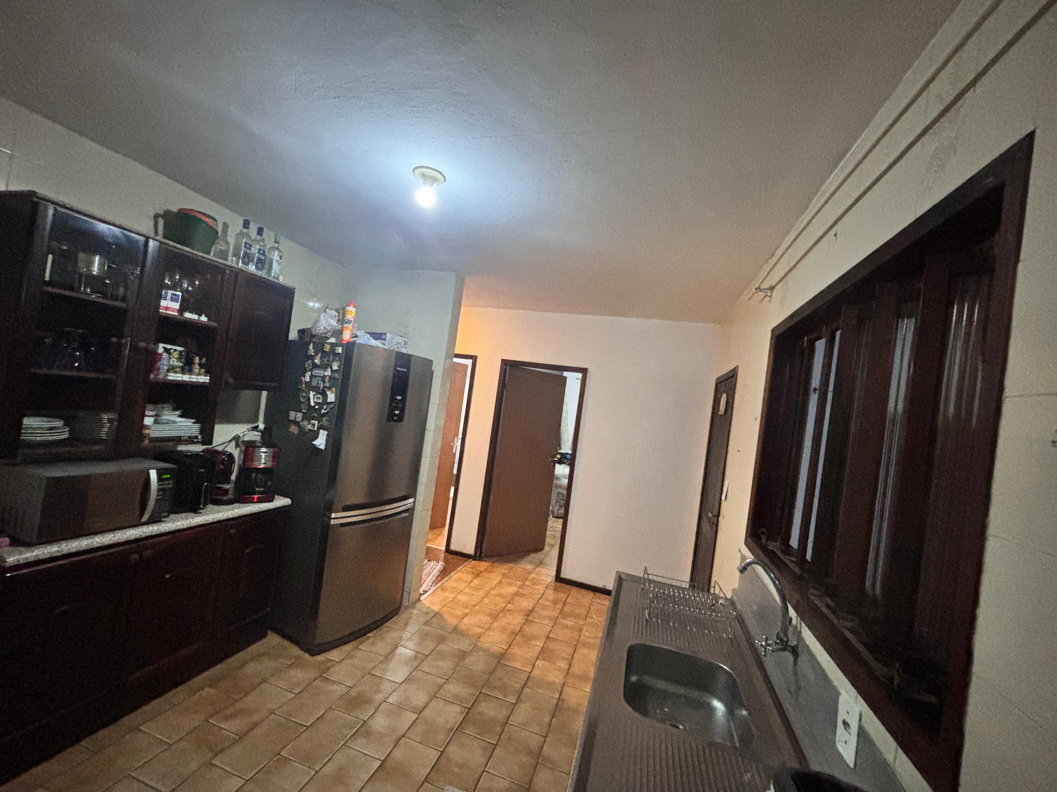 CASA A VENDA NO BAIRRO COSTA E SILVA 
