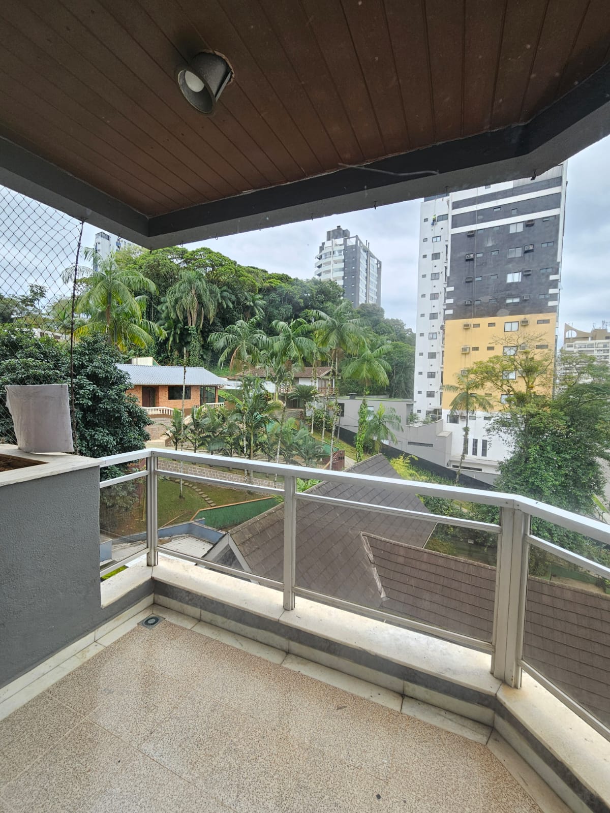 APARTAMENTO PARA LOCAÇÃO - ATIRADORES
