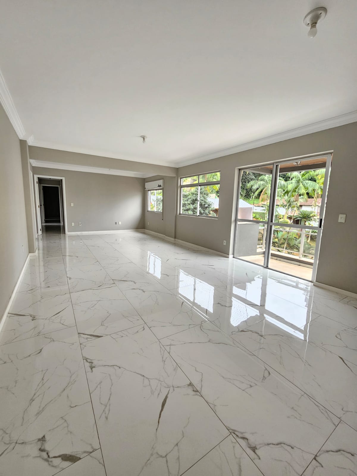 APARTAMENTO PARA LOCAÇÃO - ATIRADORES
