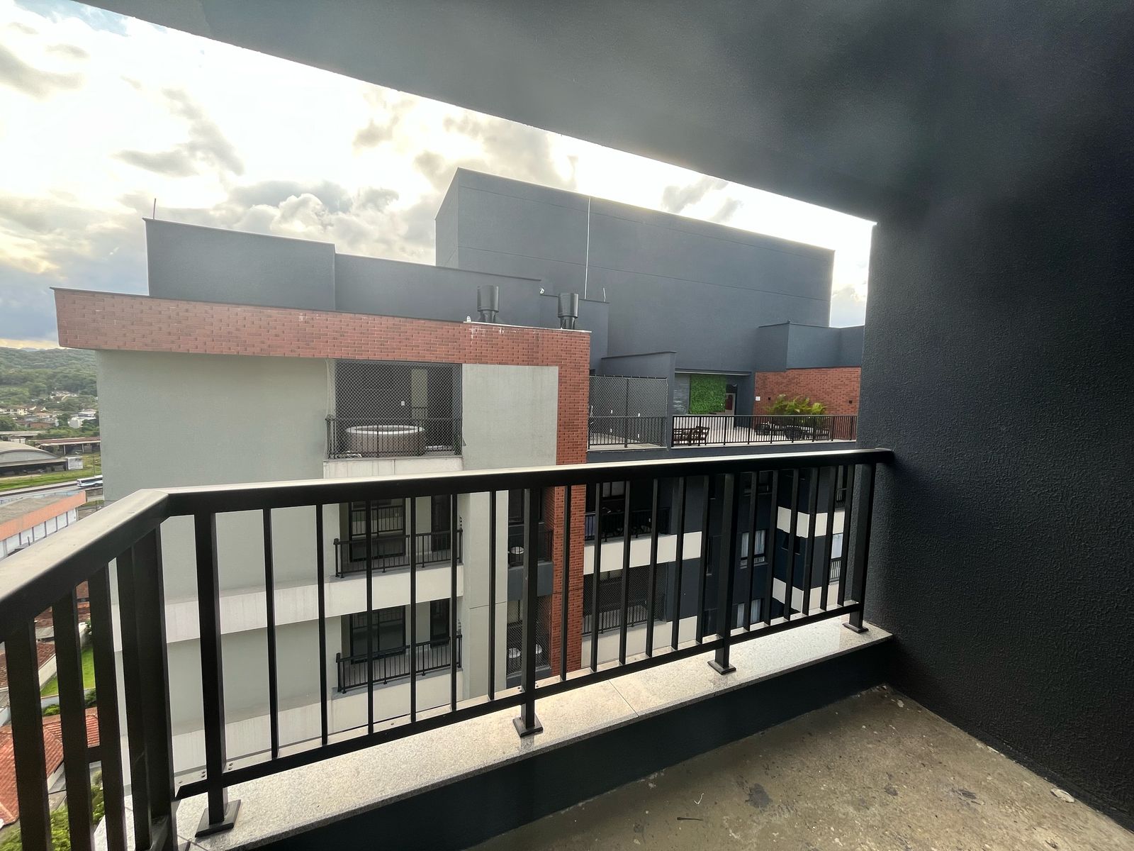 Cobertura Plana à Venda no Bairro Anita Garibaldi – Joinville/SC