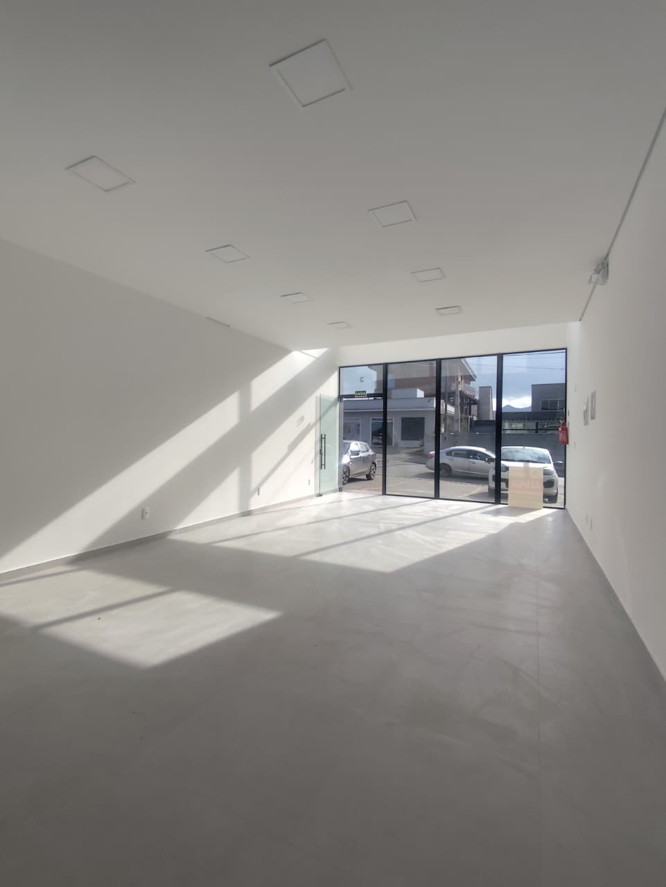 Sala Comercial para Locação – Costa e Silva