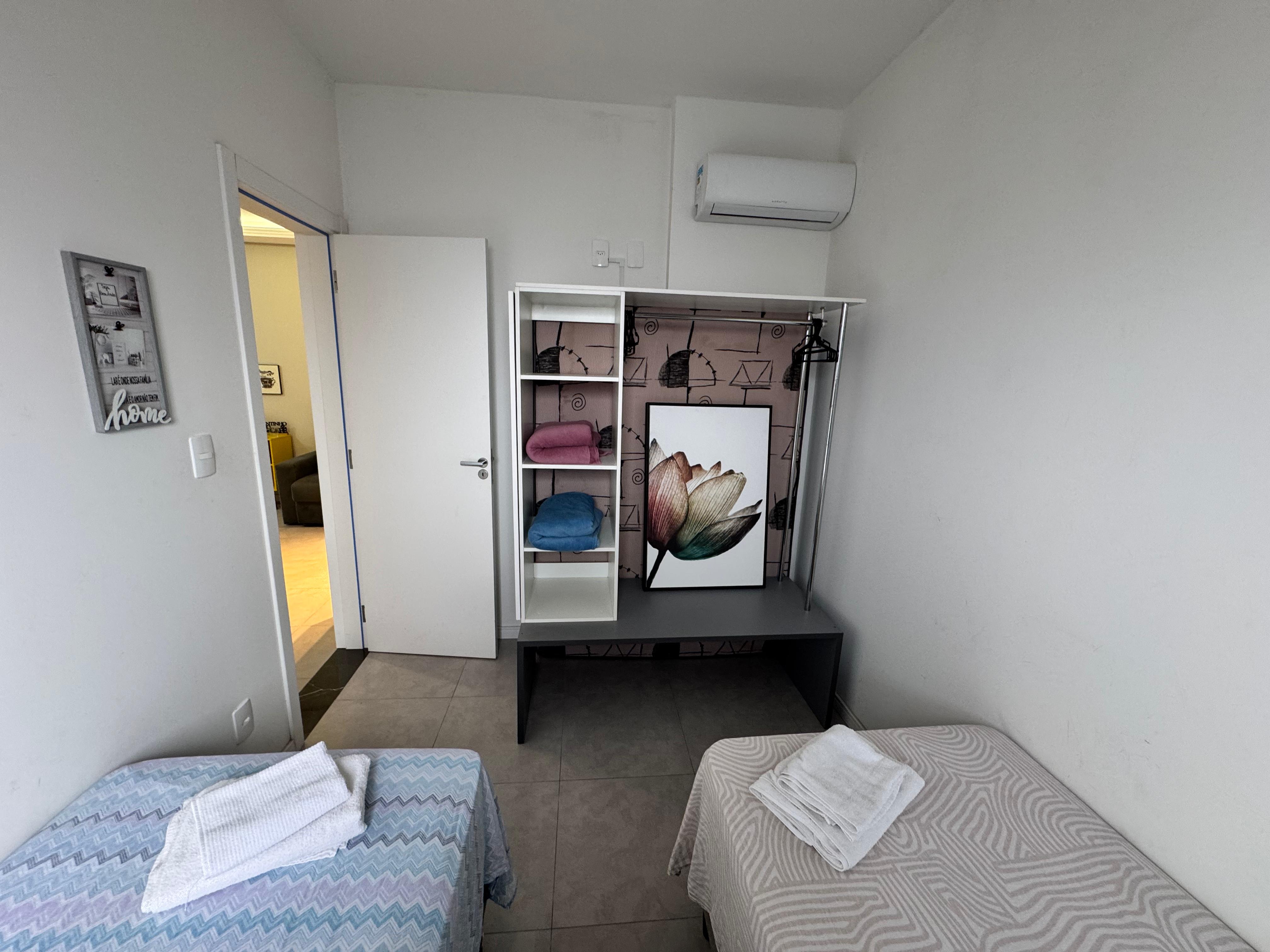 APARTAMENTO MOBILIADO NO COSTA E SILVA
