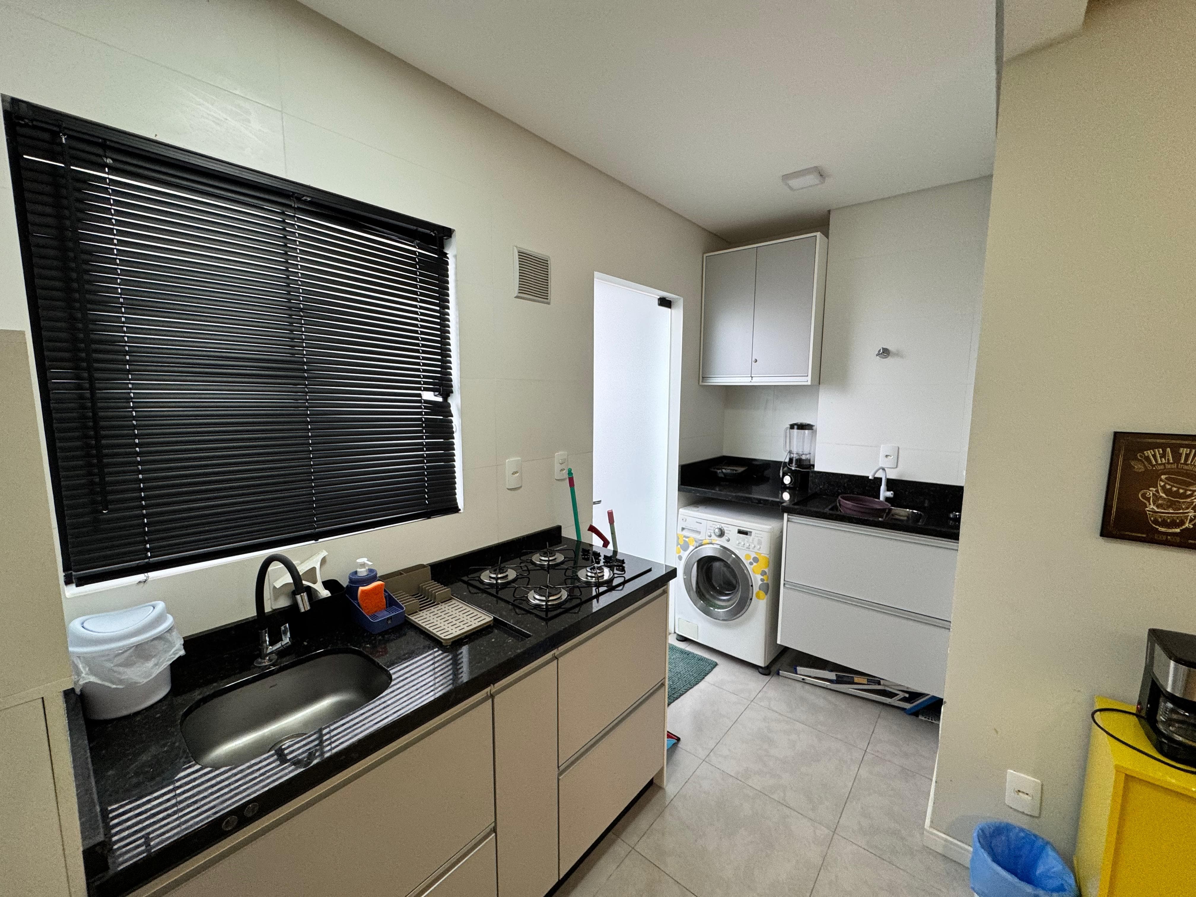 APARTAMENTO MOBILIADO NO COSTA E SILVA