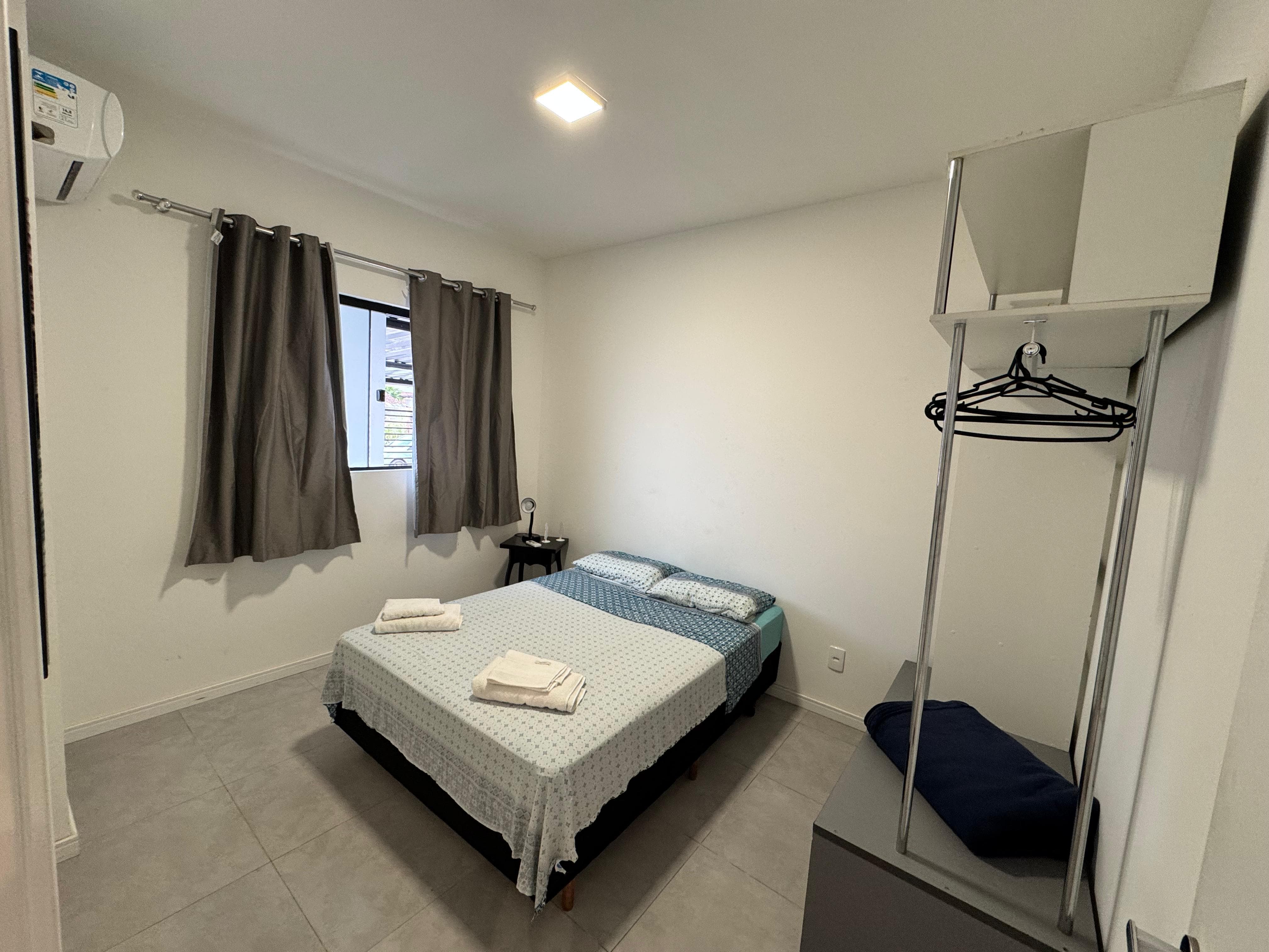 APARTAMENTO MOBILIADO NO COSTA E SILVA