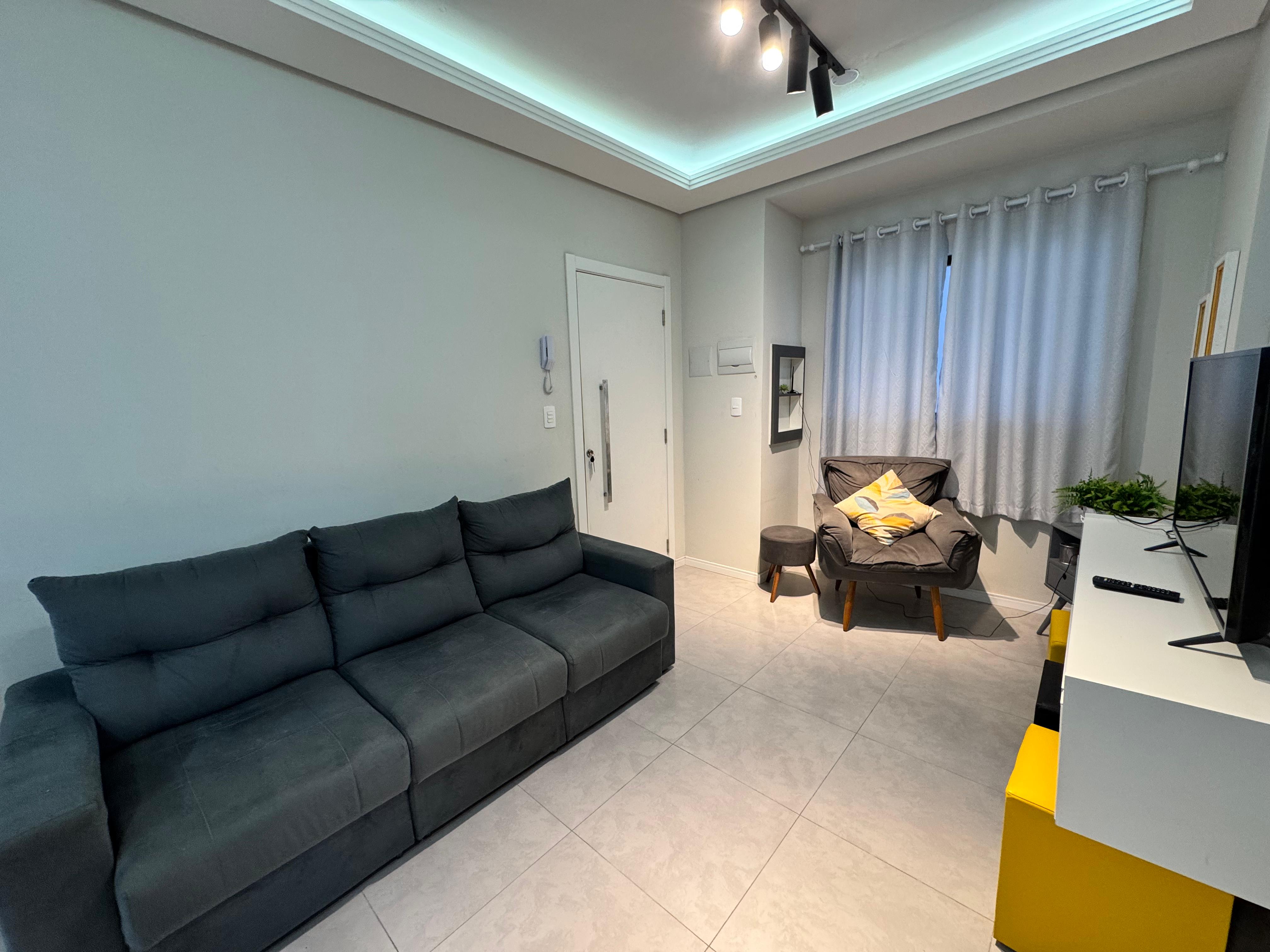 APARTAMENTO MOBILIADO NO COSTA E SILVA