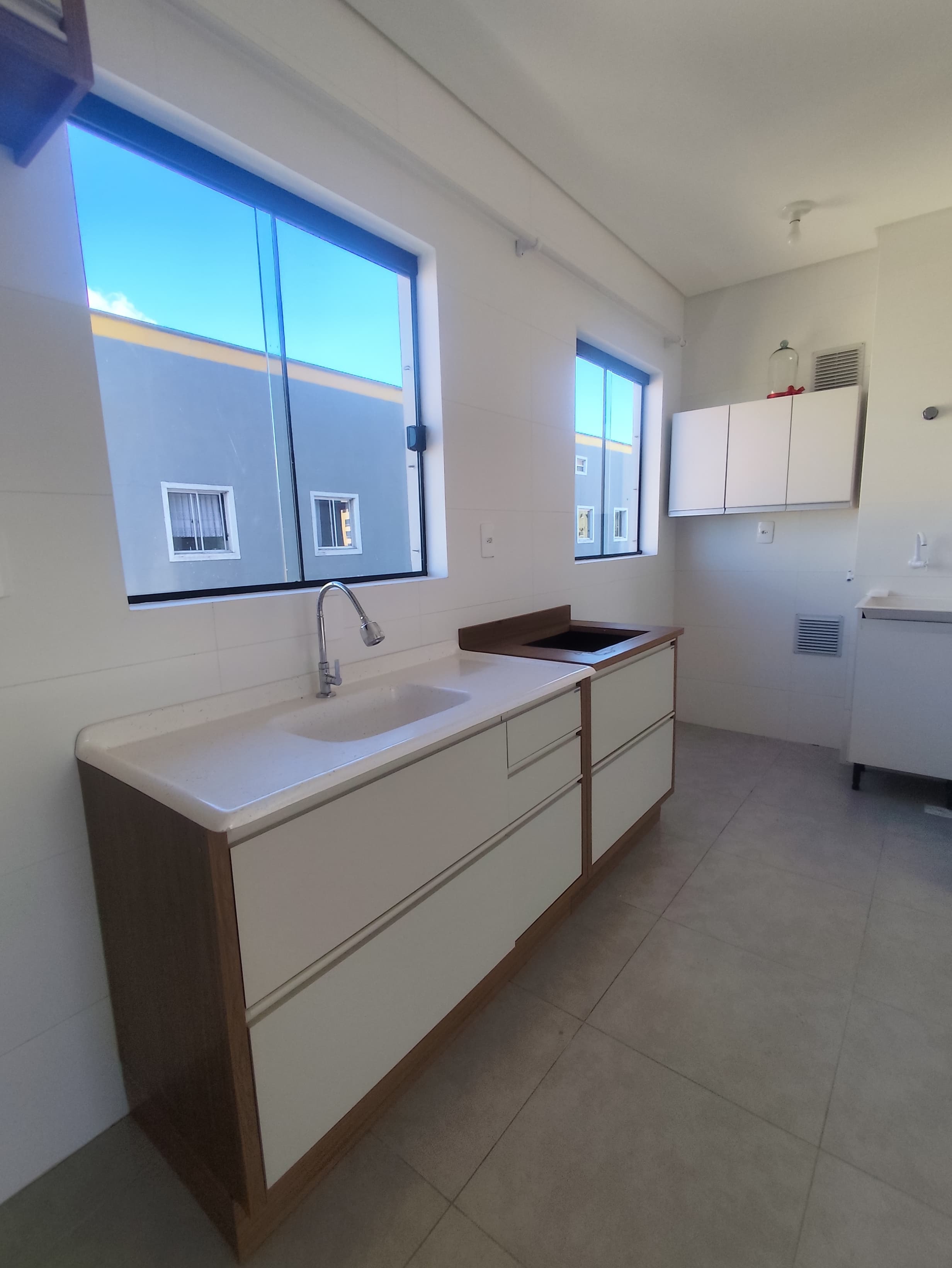 APARTAMENTO NOVO PARA LOCAÇÃO NO COSTA E SILVA