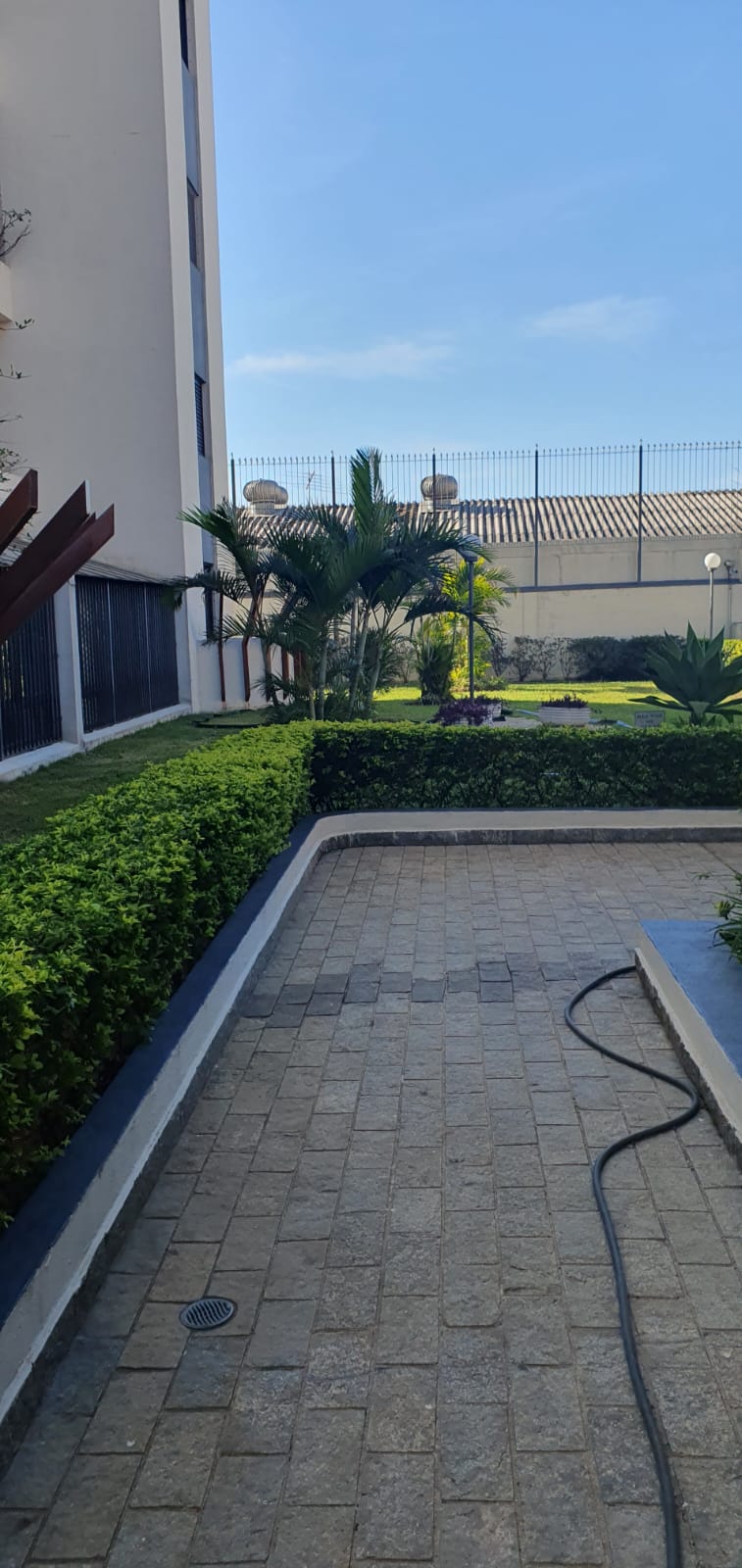 Excelente apartamento em ótima localização no bairro do Limão