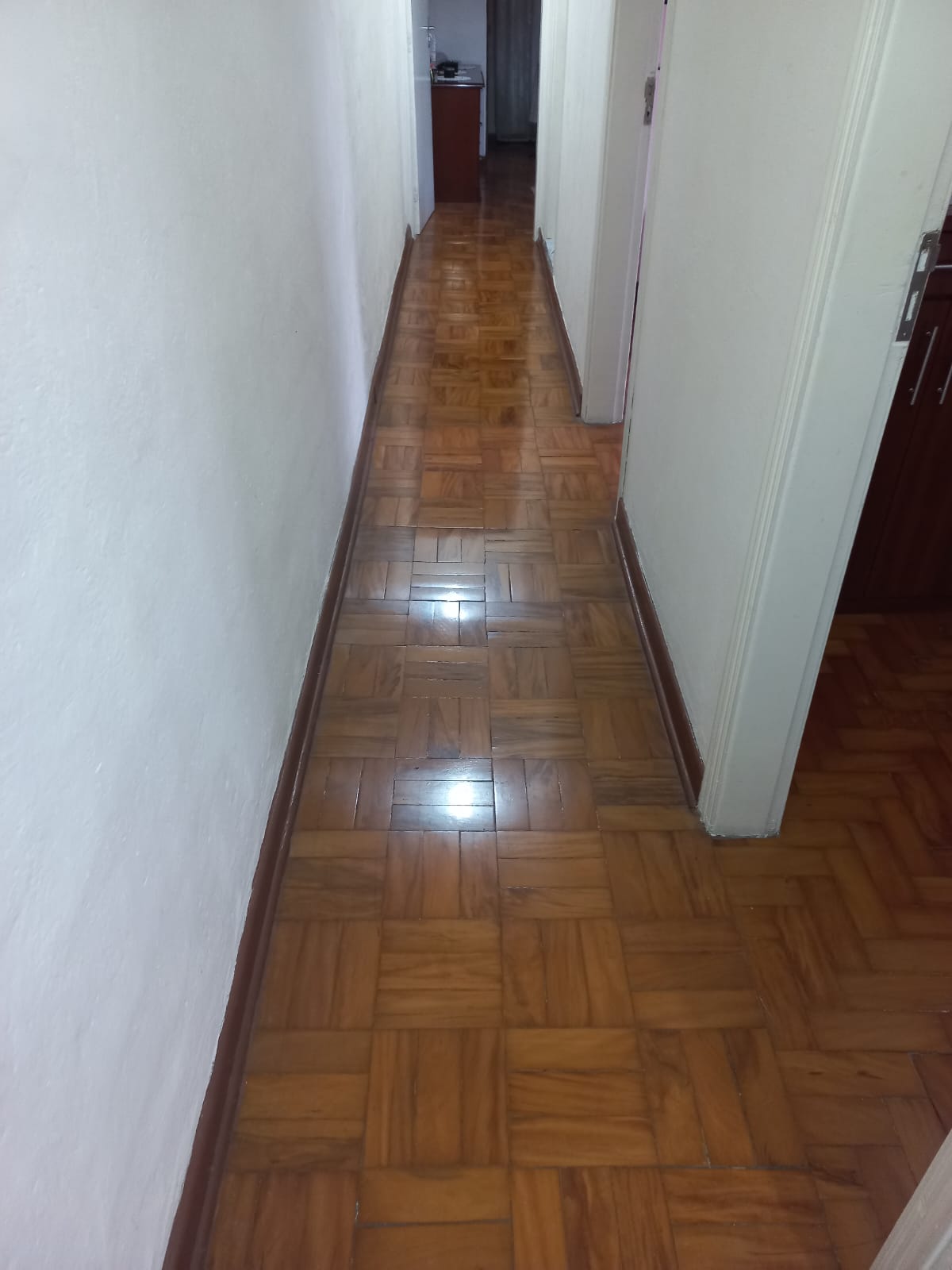 excelente sobrado com + uma casa em otima localização