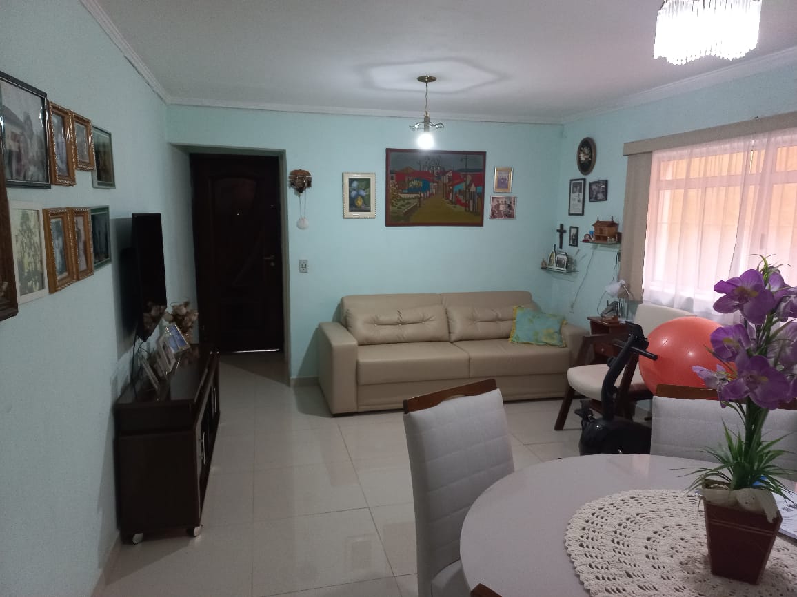 excelente sobrado com + uma casa em otima localização