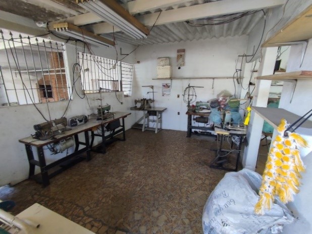 excelente sobrado com ótima oportunidade no bairro do peruche