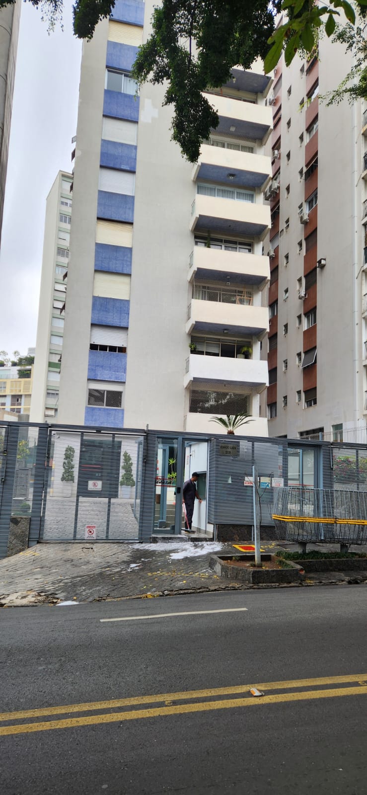 Excelente Apartamento em ótima localização