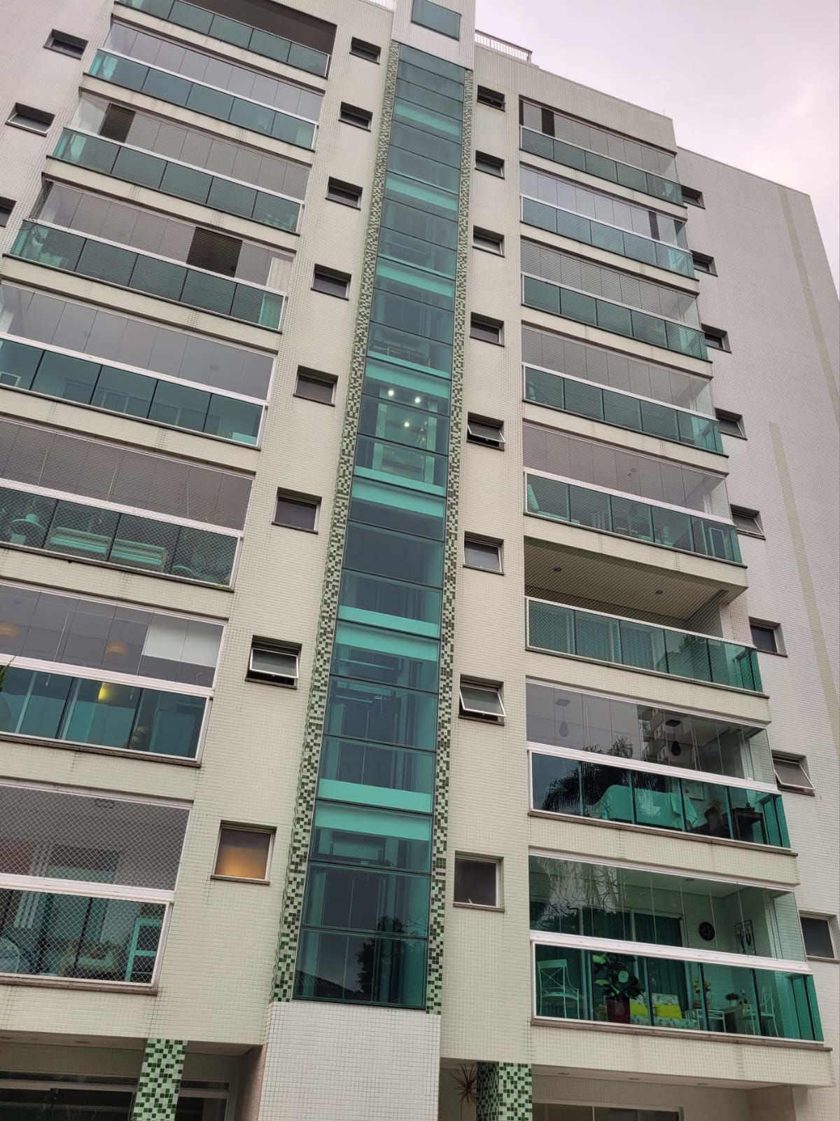 excelente apartamento em ótima localização