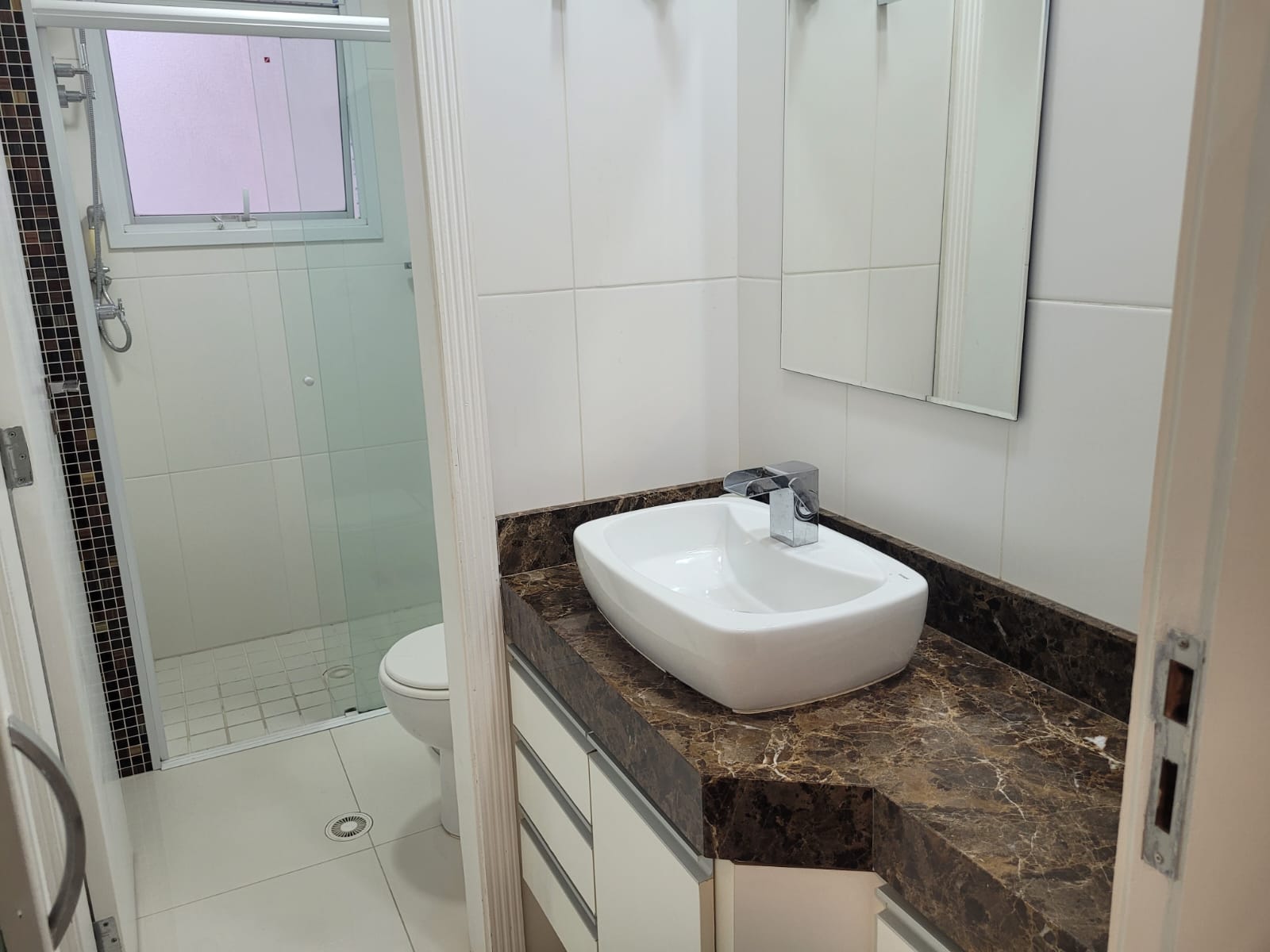 excelente apartamento em ótima localização