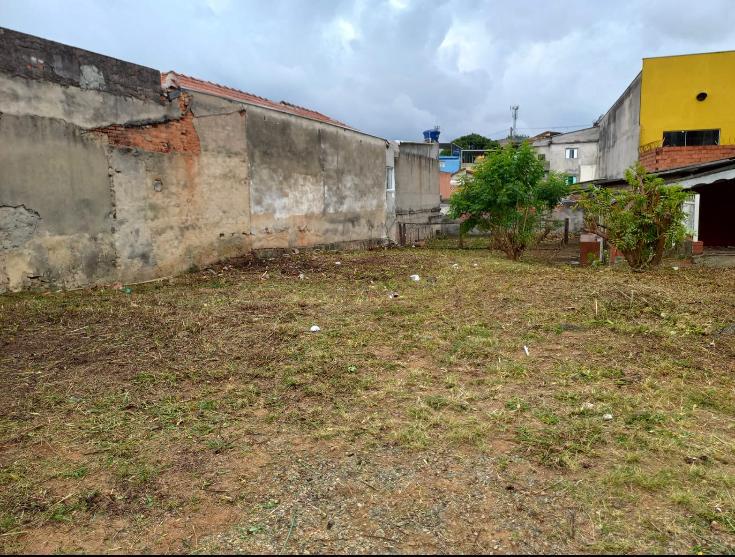 Terreno a venda no Bairro de Casa Verde