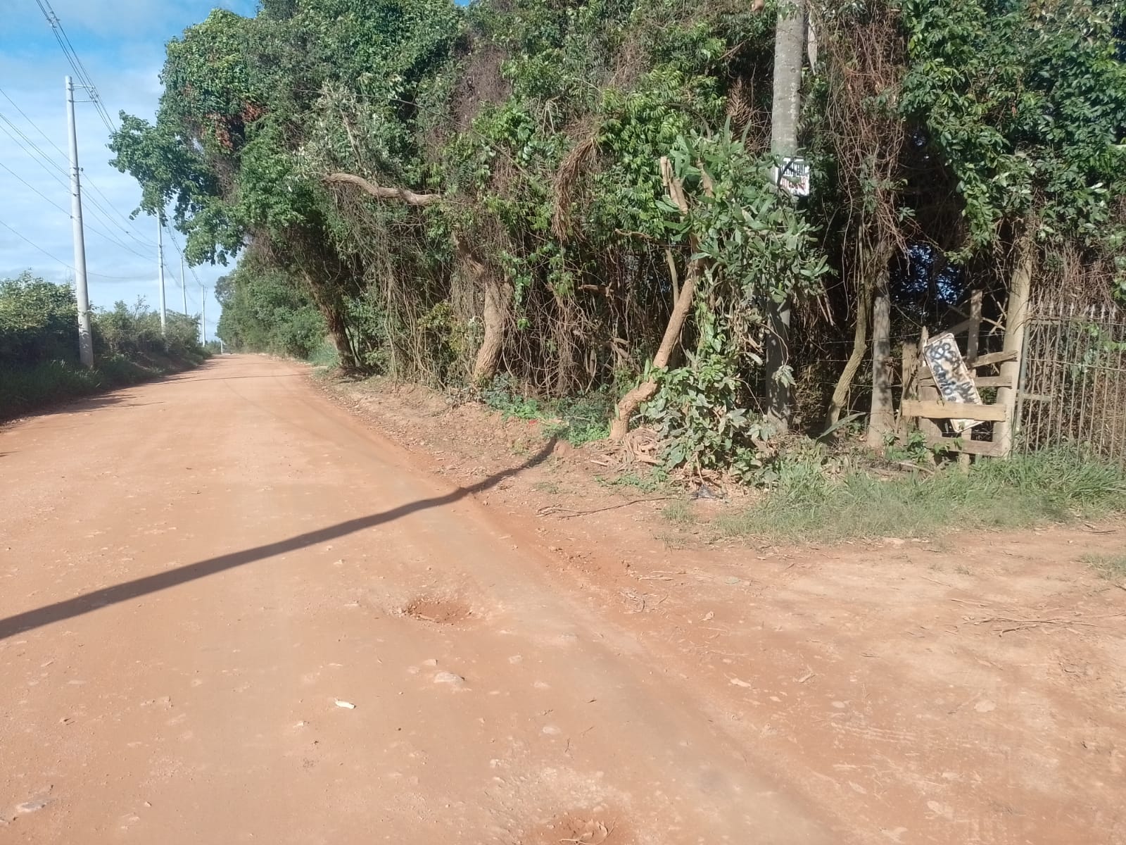 Área em  Ipanema das Pedras - Venda R$80,00 o M²