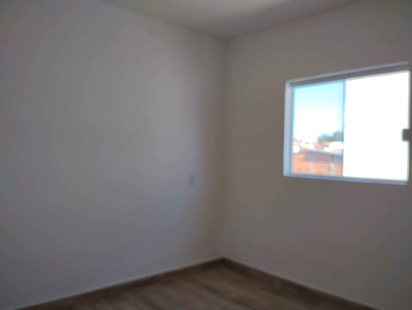 APARTAMENTOS NO PARQUE ESMERALDA - VENDA