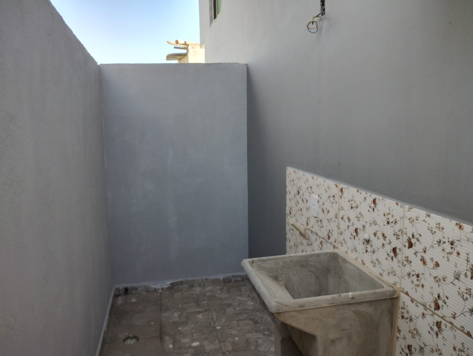 APARTAMENTOS NO PARQUE ESMERALDA - VENDA