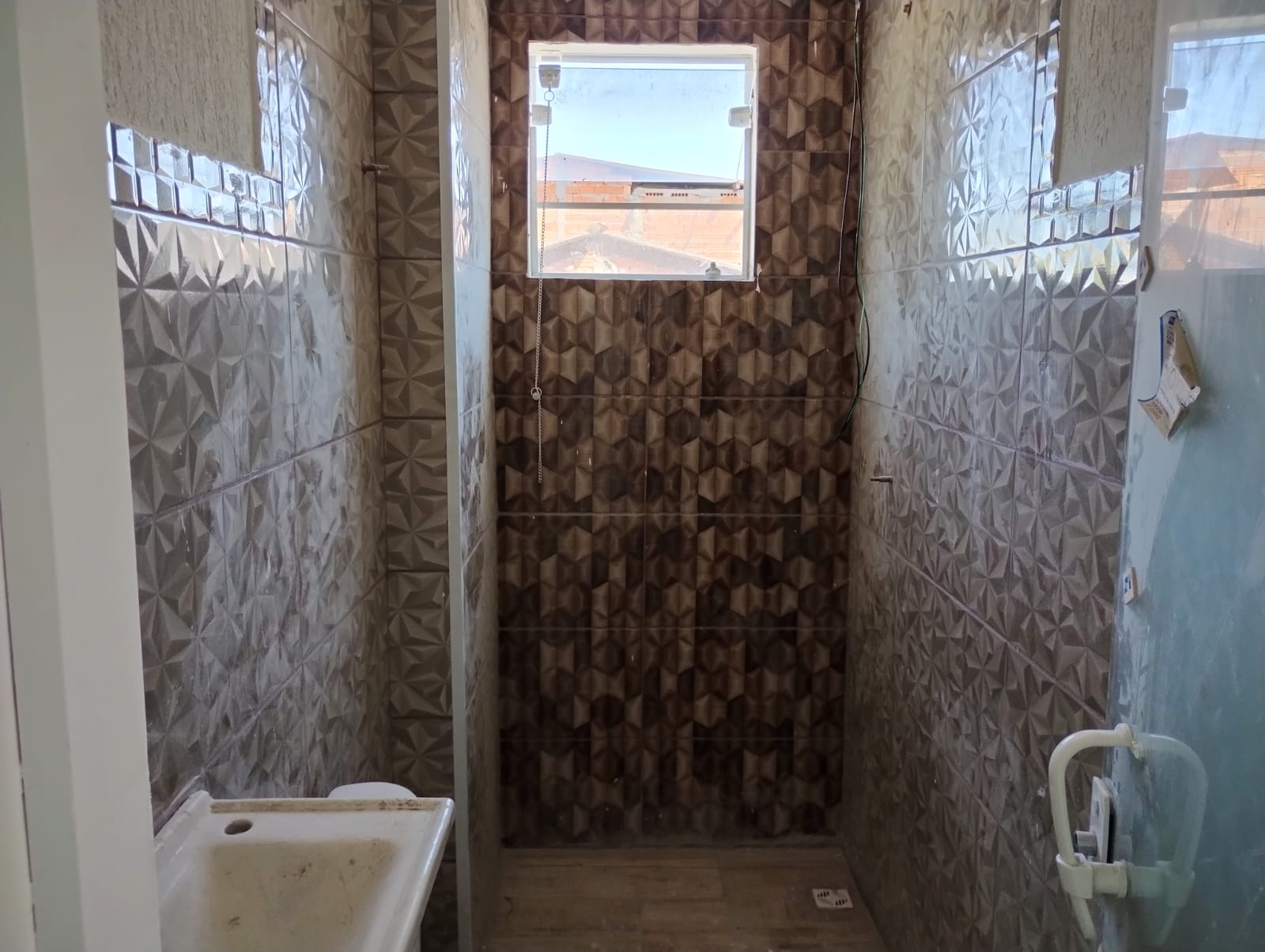 APARTAMENTOS NO PARQUE ESMERALDA - VENDA