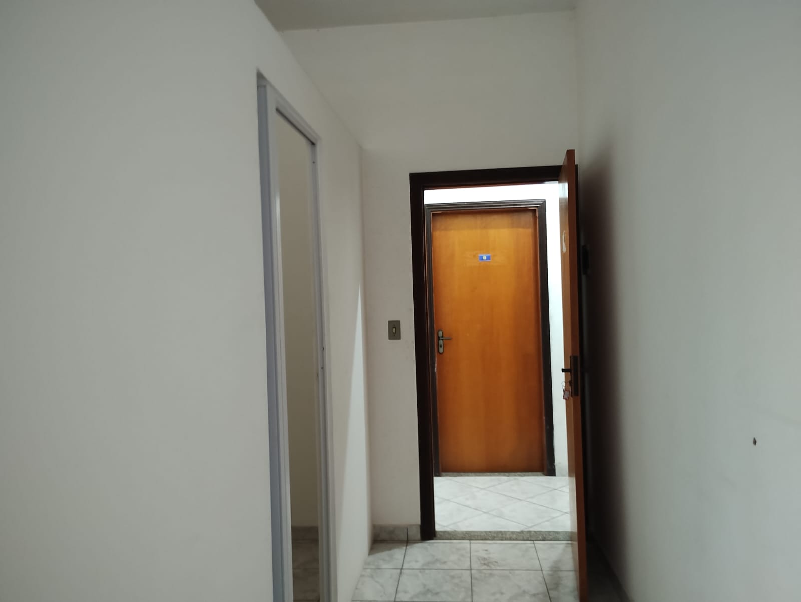 SALA COMERCIAL NA AMERICO FIGUEIREDO - LOCAÇÃO