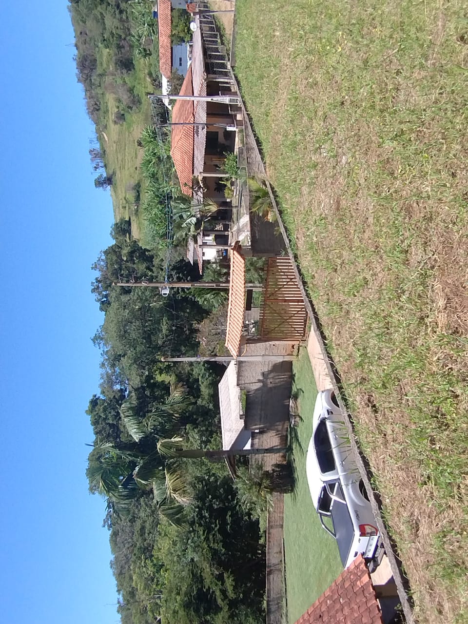CHACARÁ EM PIEDADE - VENDA
