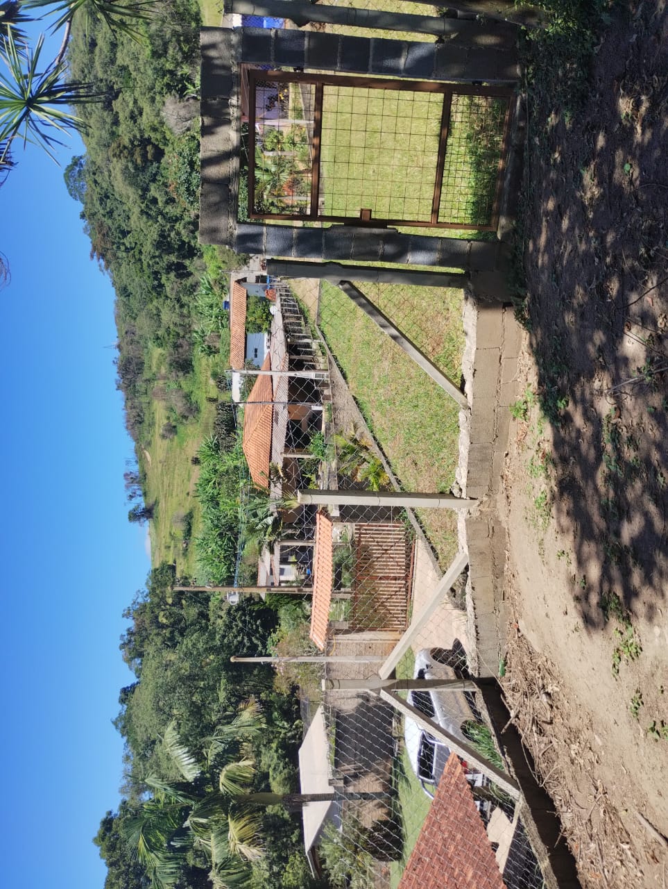 CHACARÁ EM PIEDADE - VENDA