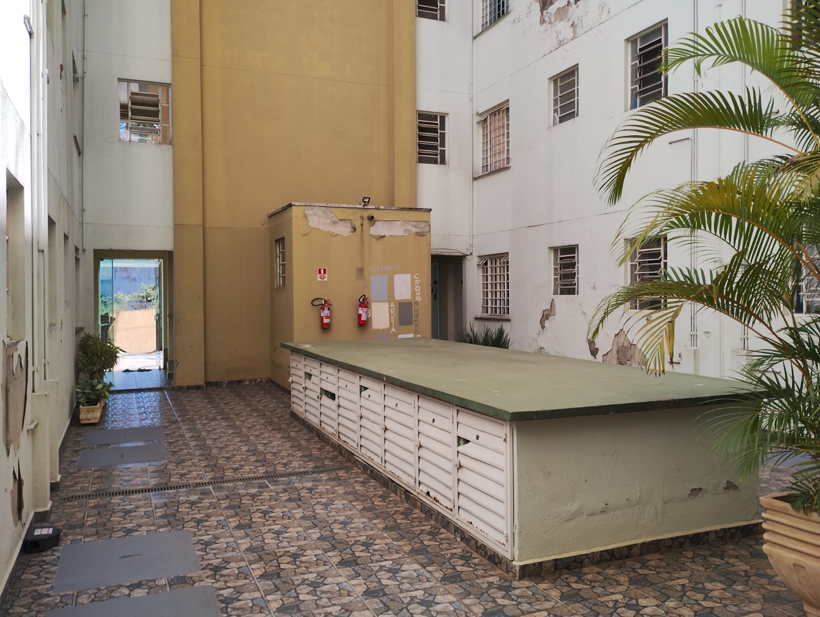 APARTAMENTO NO JULIO DE MESQUITA - LOCAÇÃO
