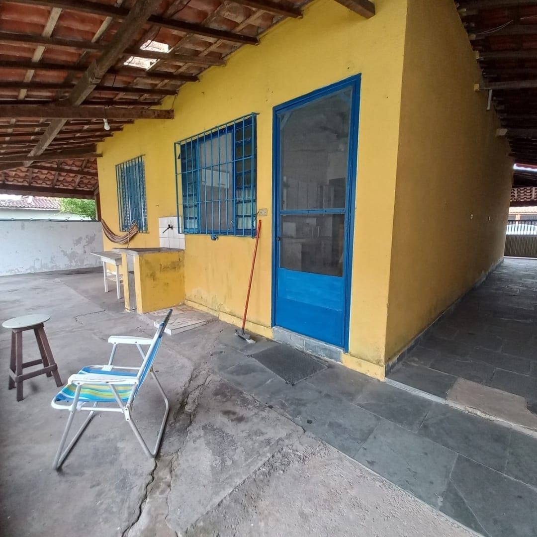 CASA NO BALNEARIO MONTE CARLO EM ILHA COMPRIDA - VENDA