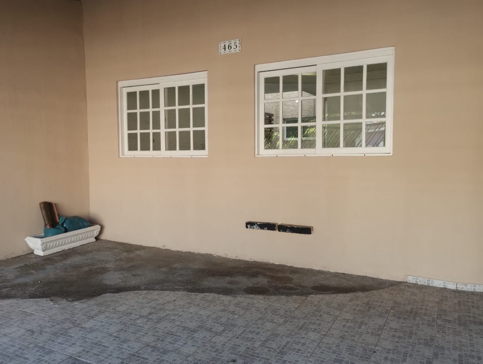 CASA NO SANTA BARBARA - LOCAÇÃO 