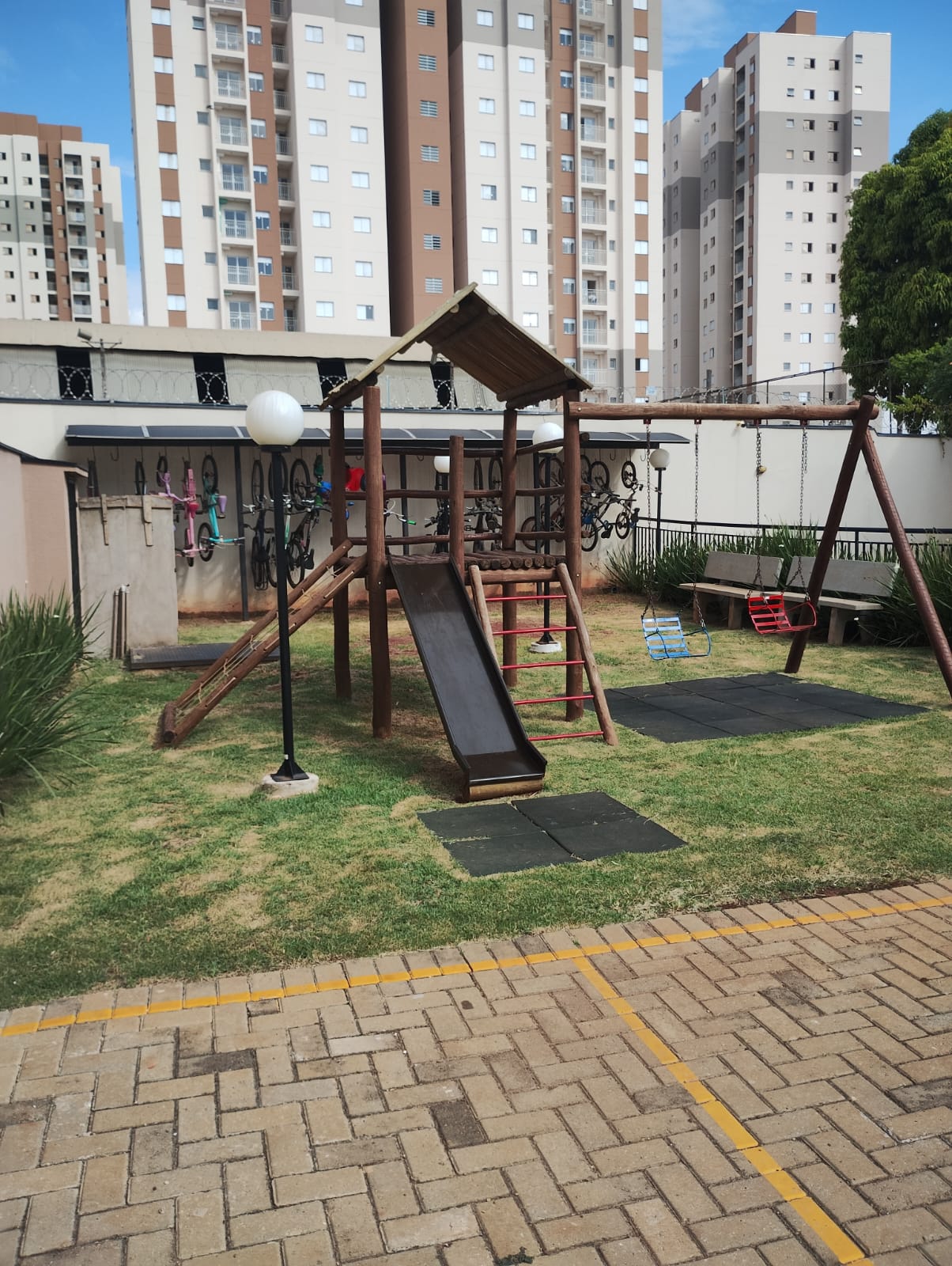 APARTAMENTO NO CONDOMINIO MORADA DOS PÁSSAROS- VENDA
