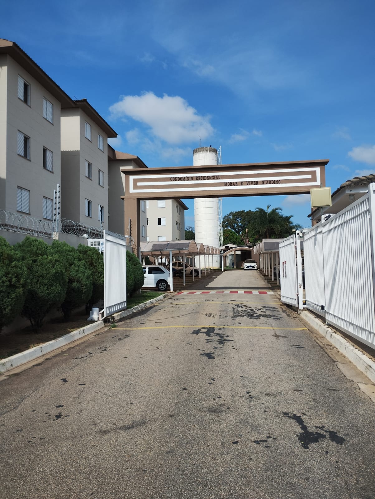APARTAMENTO EM CONDOMINIO NO JARDIM SÃO CONRADO - LOCAÇÃO