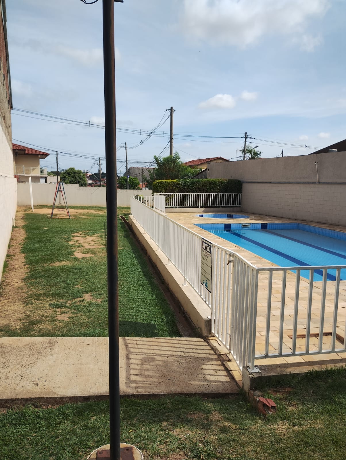 APARTAMENTO EM CONDOMINIO NO JARDIM SÃO CONRADO - LOCAÇÃO