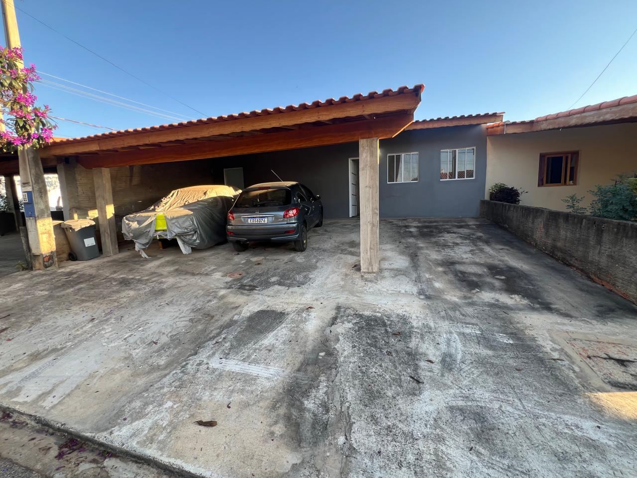 CASA NO CONDOMINIO GREEN GOLD RESIDENCE EM ARAÇOIABA DA SERRA - VENDA 
