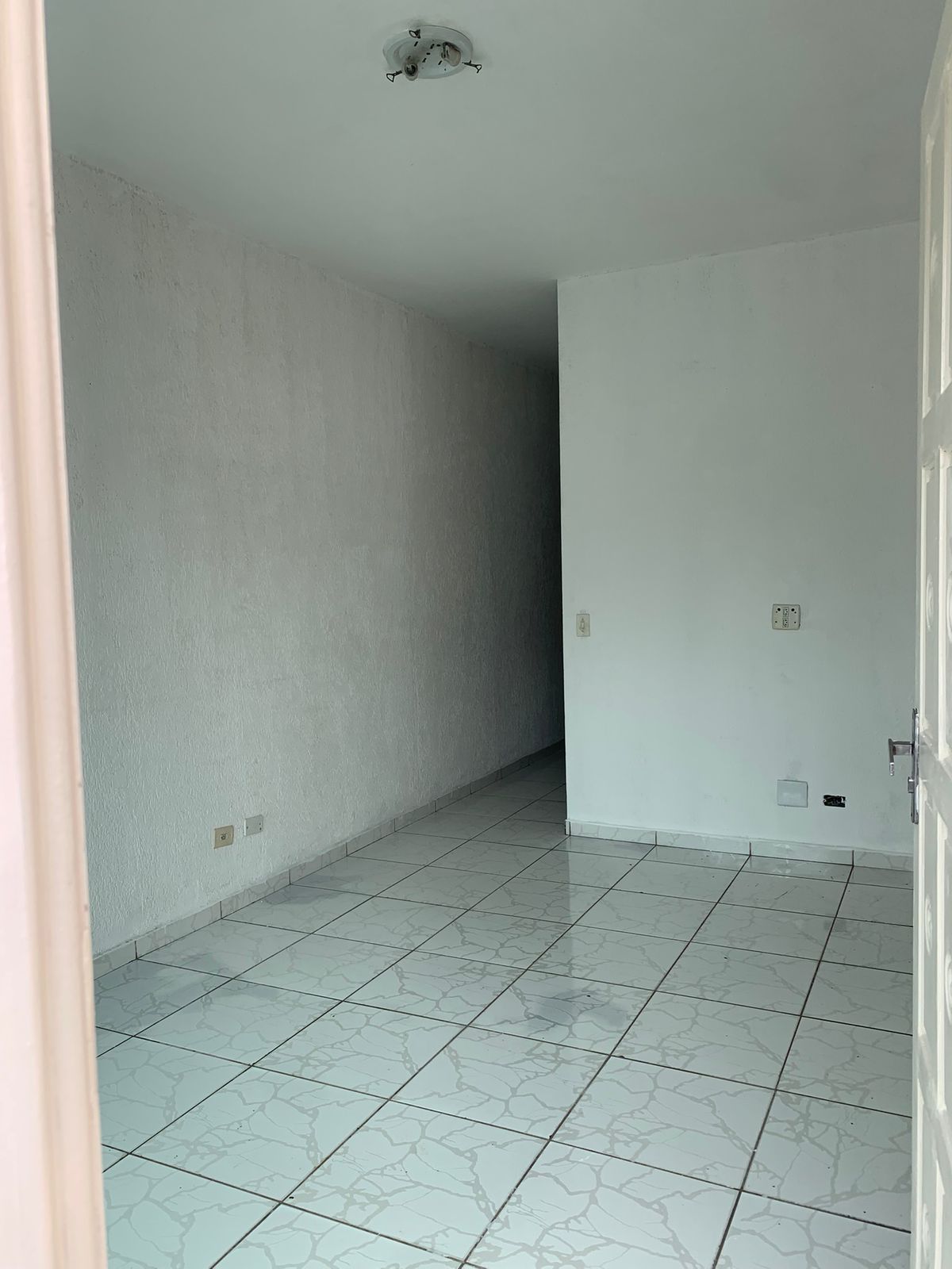 CASA NA VILA AMATO - VENDA 