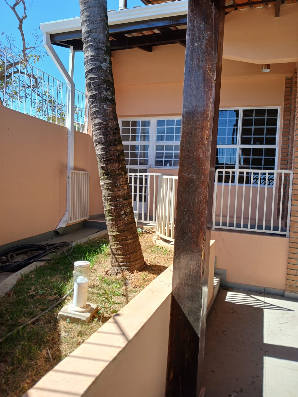 CASA NO CENTRAL PARQUE / ARCO IRIS - VENDA