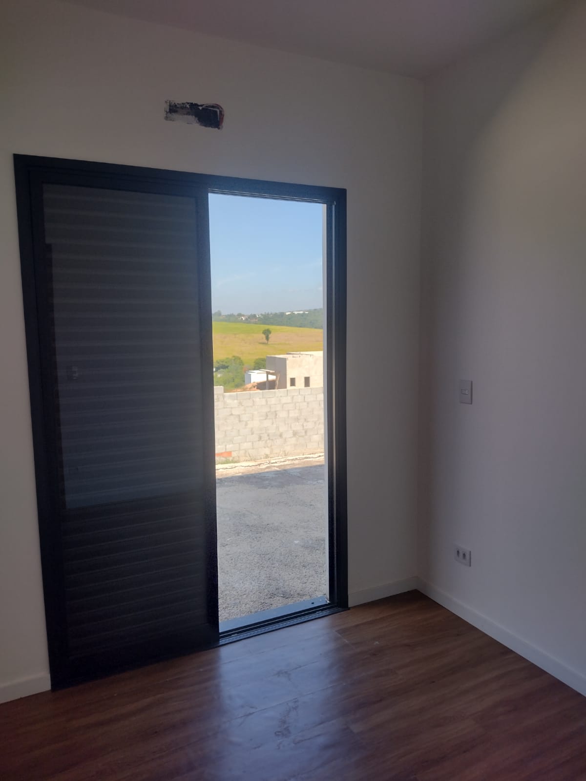 CASA NO CONDOMINIO VILLAGIO IPANEMA 2 EM ARAÇOIABA DA SERRA - VENDA 