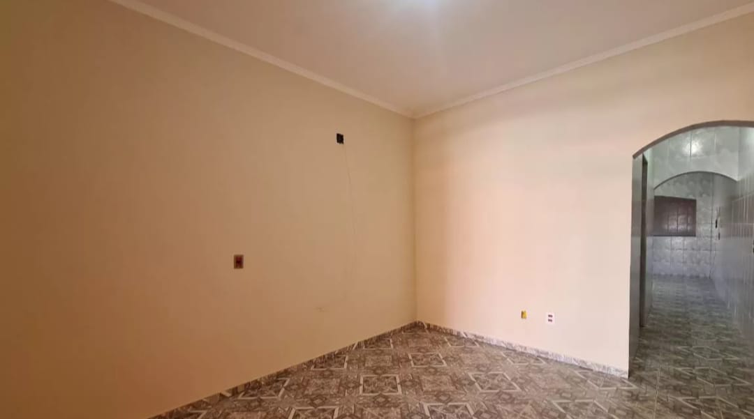 CASA NO NOVA SOROCABA - VENDA