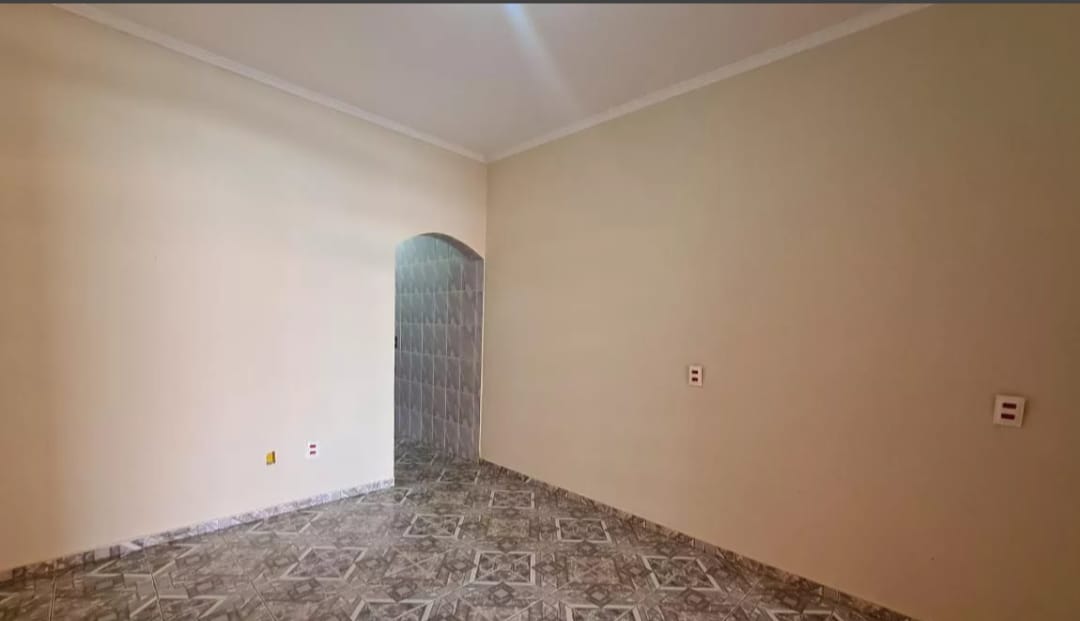CASA NO NOVA SOROCABA - VENDA