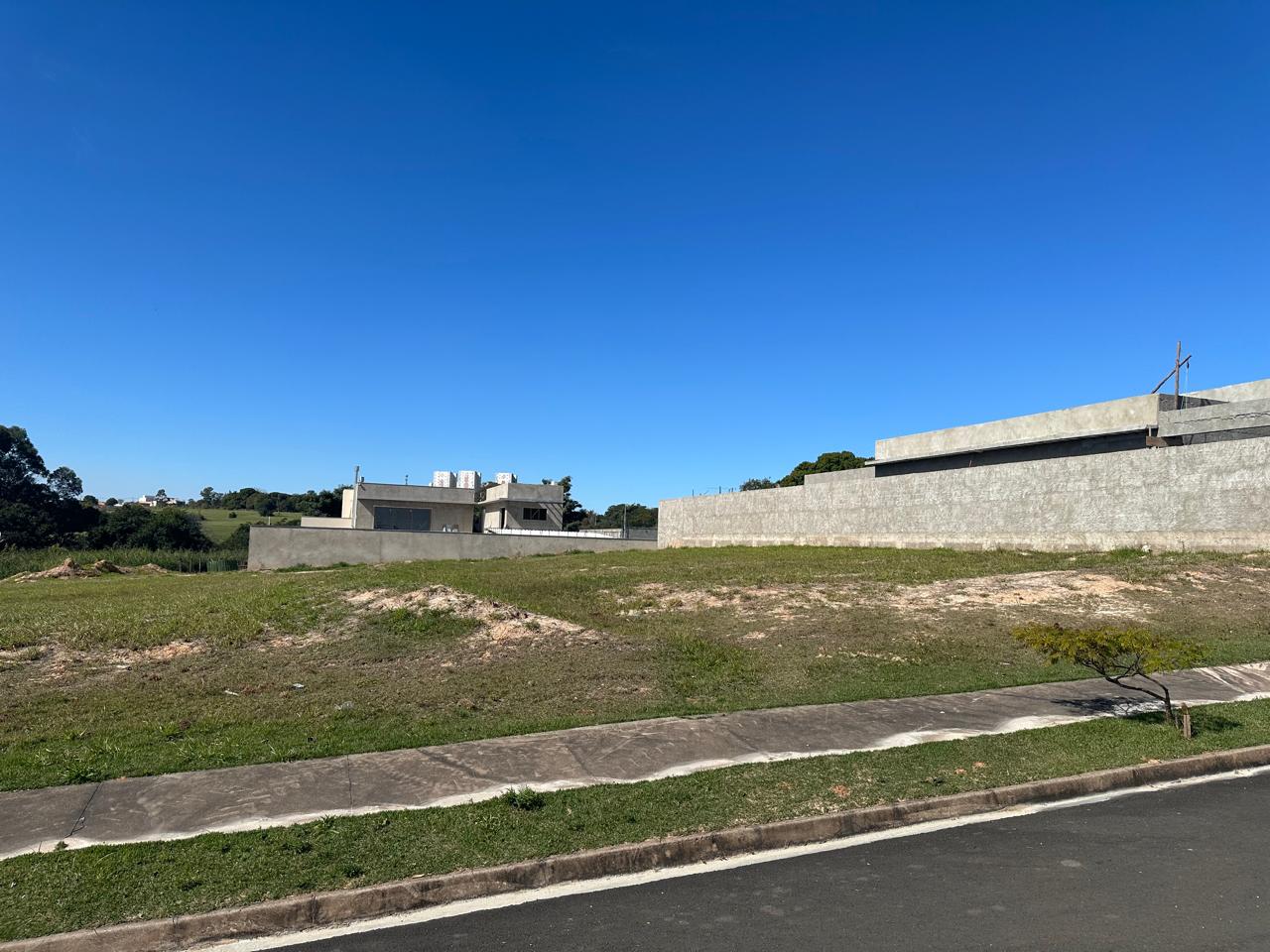 TERRENO NO RESIDENCIAL SAINT PATRICK - VENDA